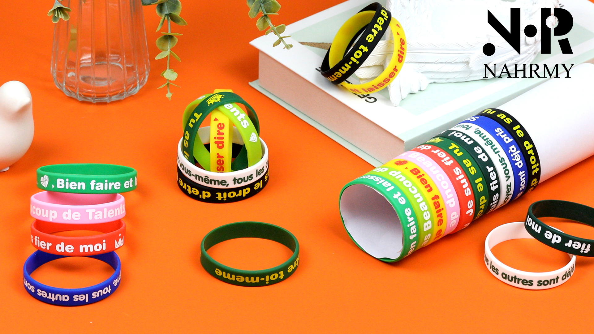 OUDQFCJ 16 Bracelets de Motivation en Silicone avec des Messages Positifs, Lot et Petit Cadeau Invité, d'Encouragement pour Enfants, Adolescents, Collègues et Employés, Maternelle, Maîtresse, Famille OUDQFCJ 16 Bracelets de Motivation en Silicone avec des Messages Positifs, Lot et Petit Cadeau Invité, d'Encouragement pour Enfants, Adolescents, Collègues et Employés, Maternelle, Maîtresse, Famille