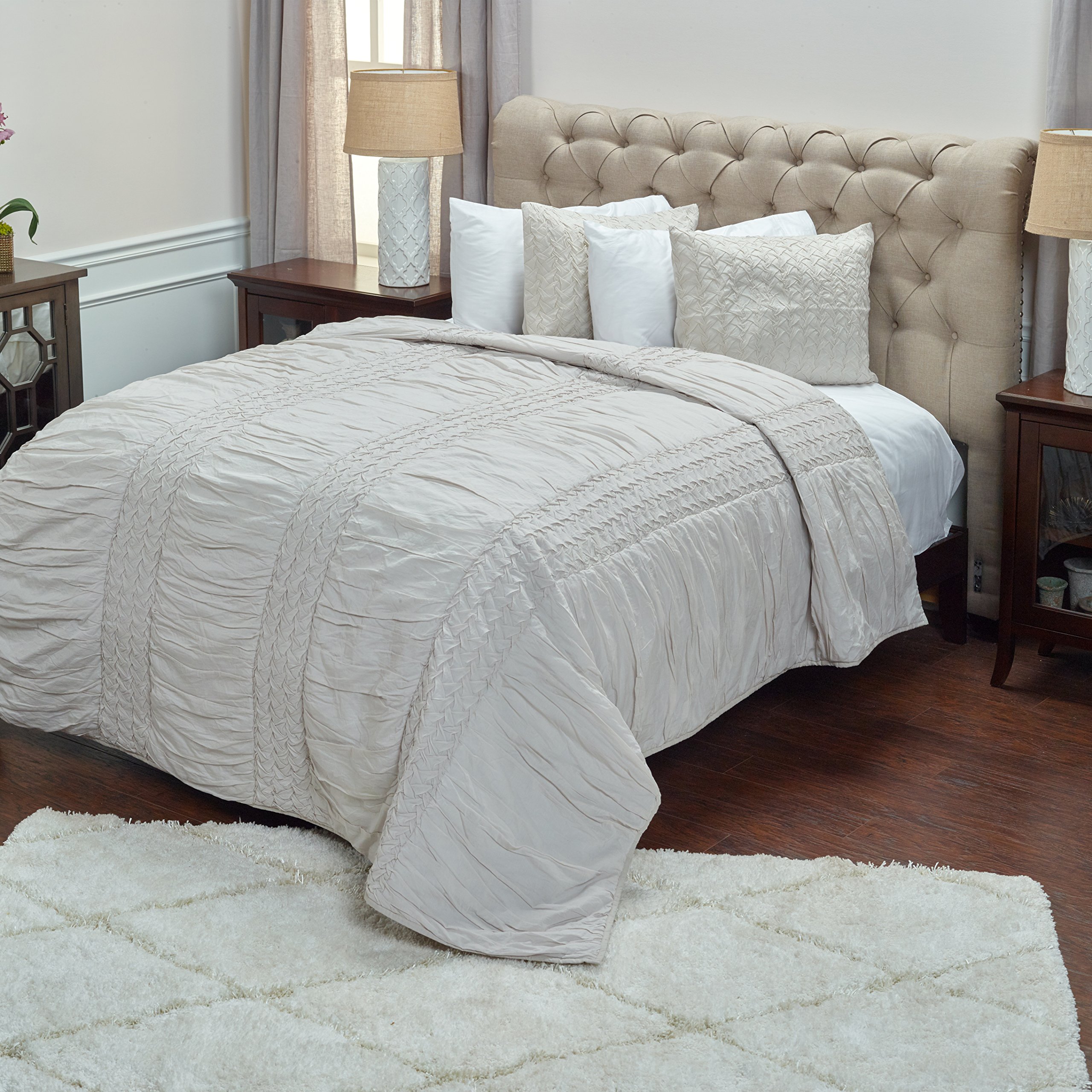 Rizzy HomeQuilt, Natural, Twin