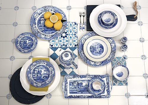 Miniatura 2 de Jarrón hexagonal italiano azul Spode – 10.5 pulgadas de porcelana decorativa con detalles de inspiración oriental y diseño escénico de campo