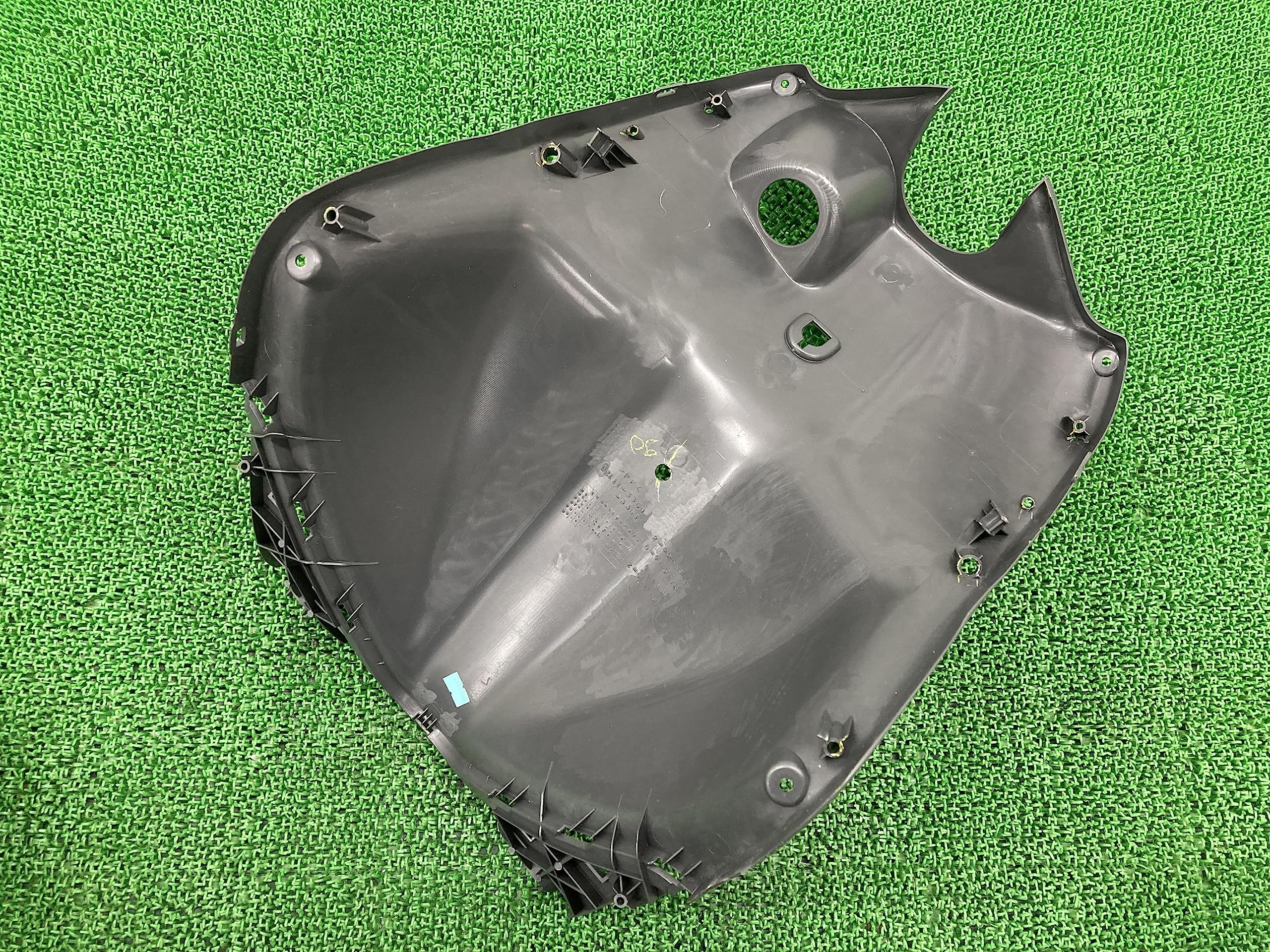スズキ アドレスV125 フロントインナーカウル 33G0 純正 中古 CF46A