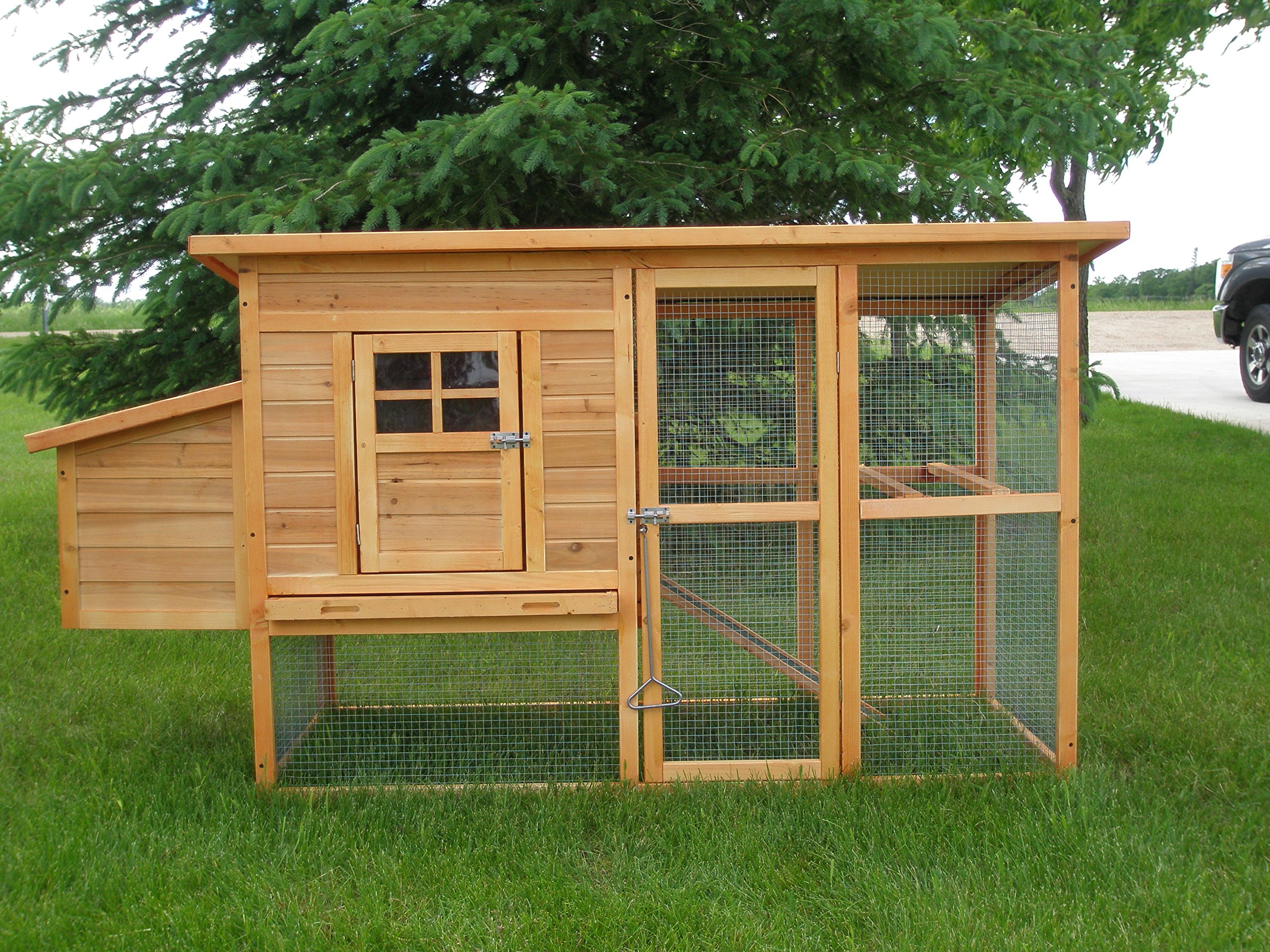 Yard Tuff YTF-592737CC Chicken Coop