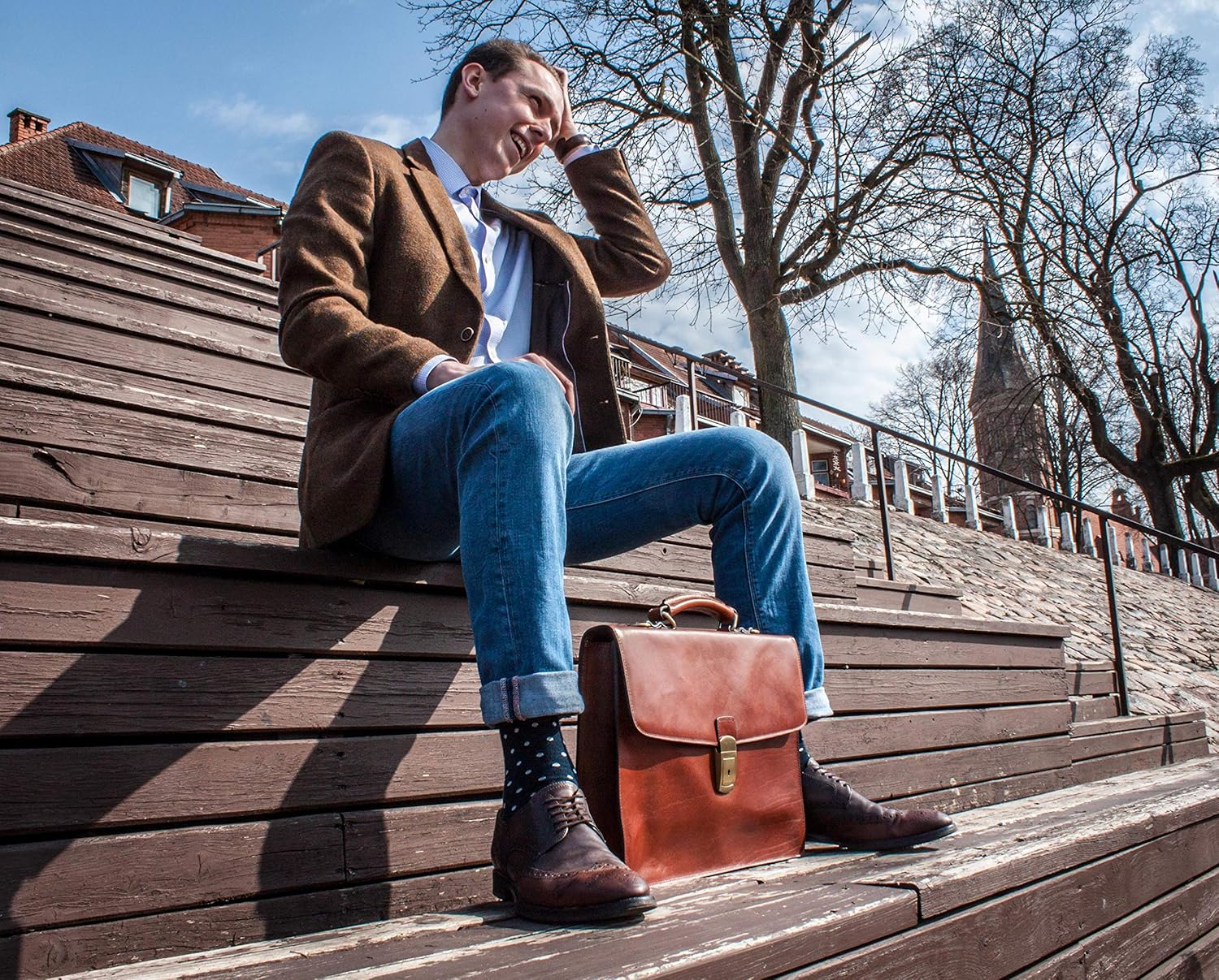 🛒 Crazy Deals Leather Briefcase Elegant Business Style Up to 15'' Laptop Size Bag Brown - Time Resistance