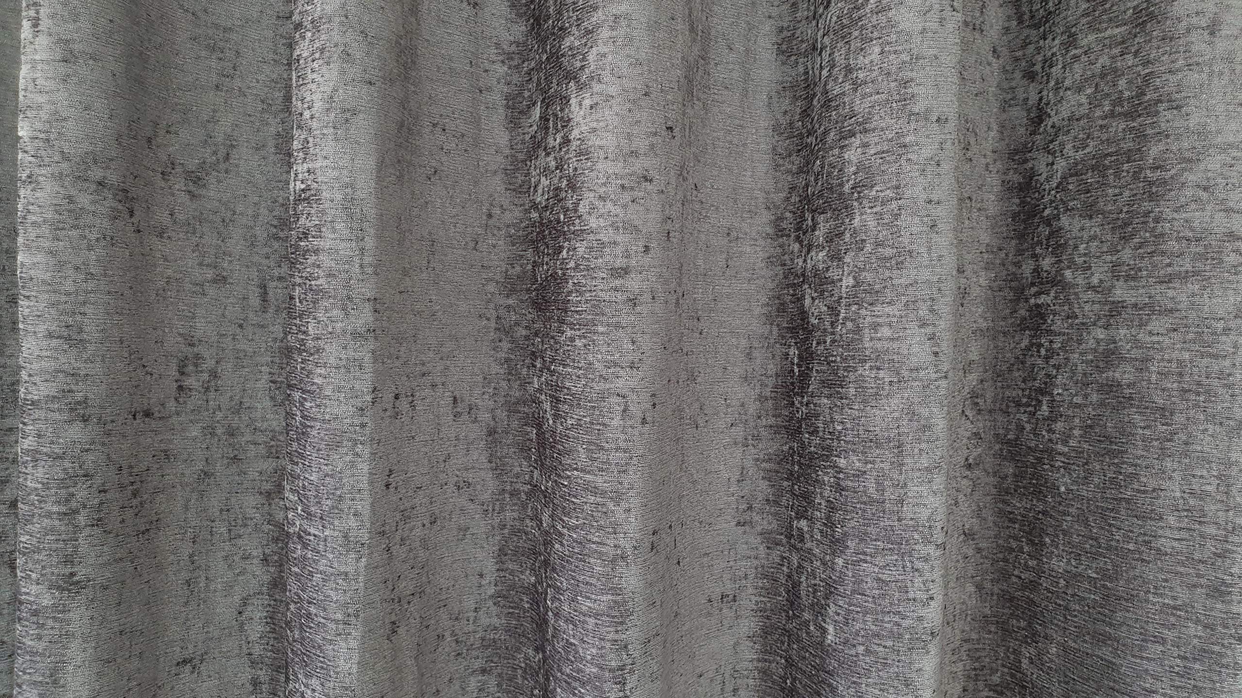 Cuscino Mania Opzione: Coppia di tende | Dimensioni: 228,6 cm di larghezza x 274,3 cm di lunghezza.