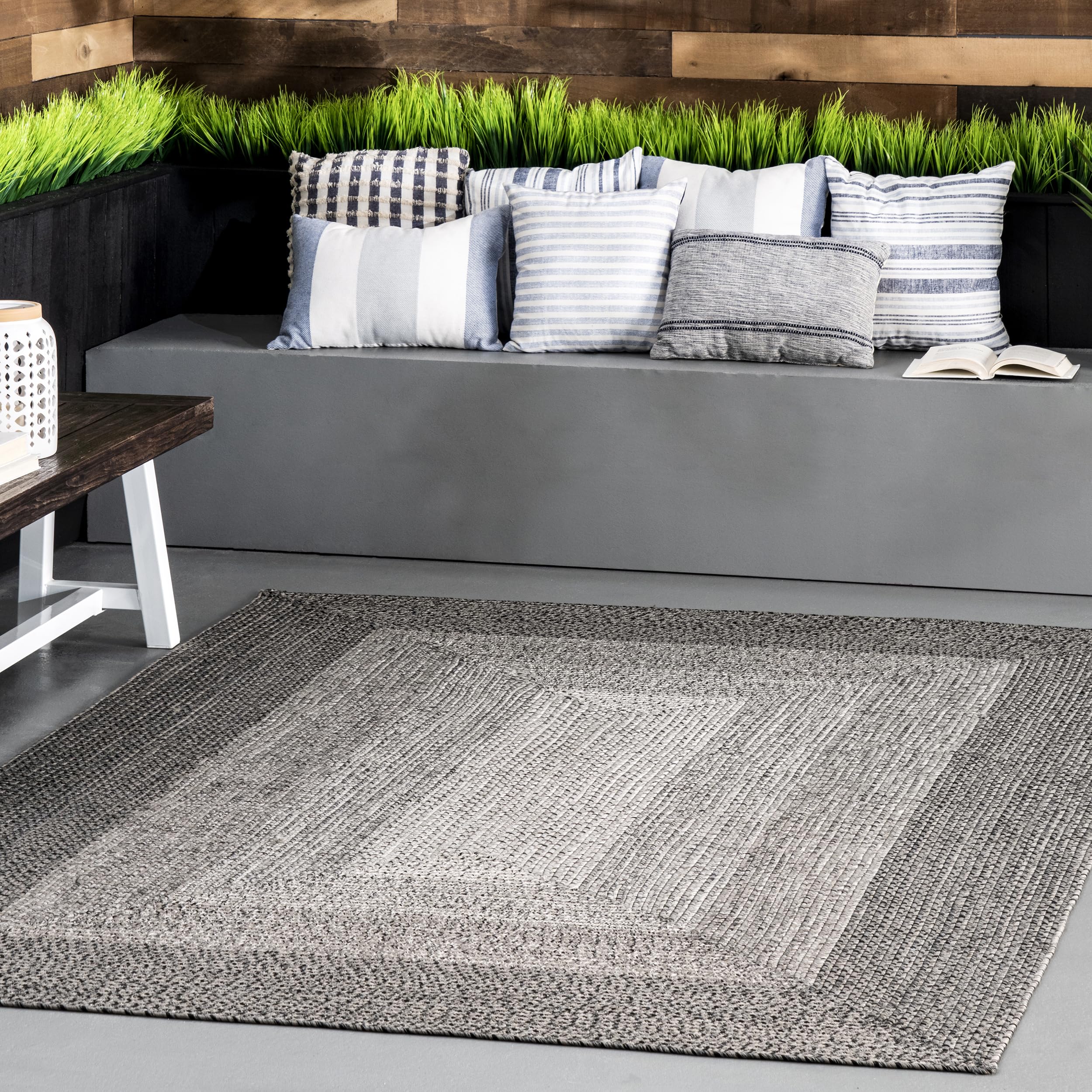 nuLOOM Jayda Braided Ombre Indoor/Outdoor Area Rug, 4x6, Charcoal 4' x