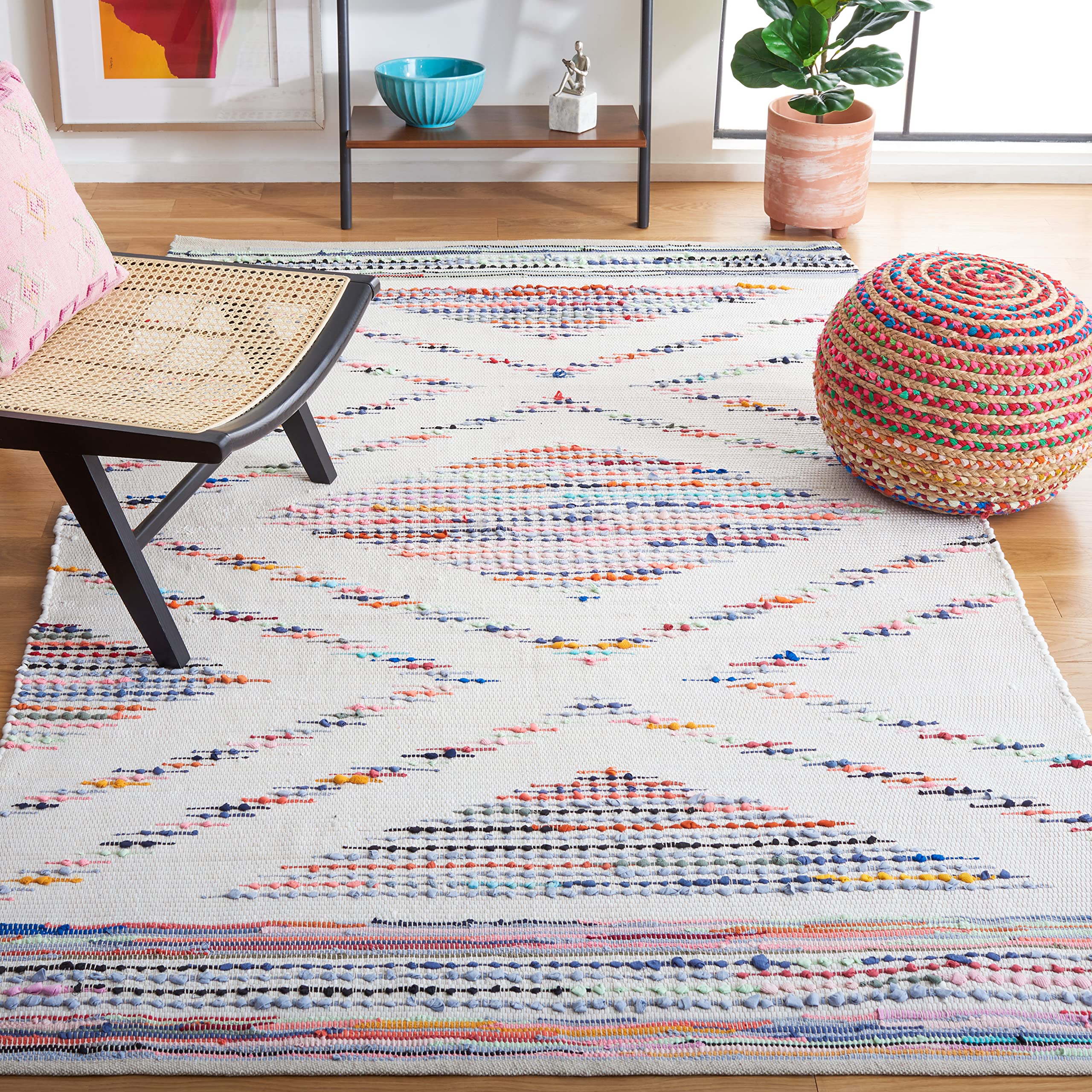 safavieh montauk collection area rug - 5' x 8', ivory & black, flat weave moroccan boho design, non-shedding & easy care, ideal for high traffic areas in living room, bedroom (mtk816a)