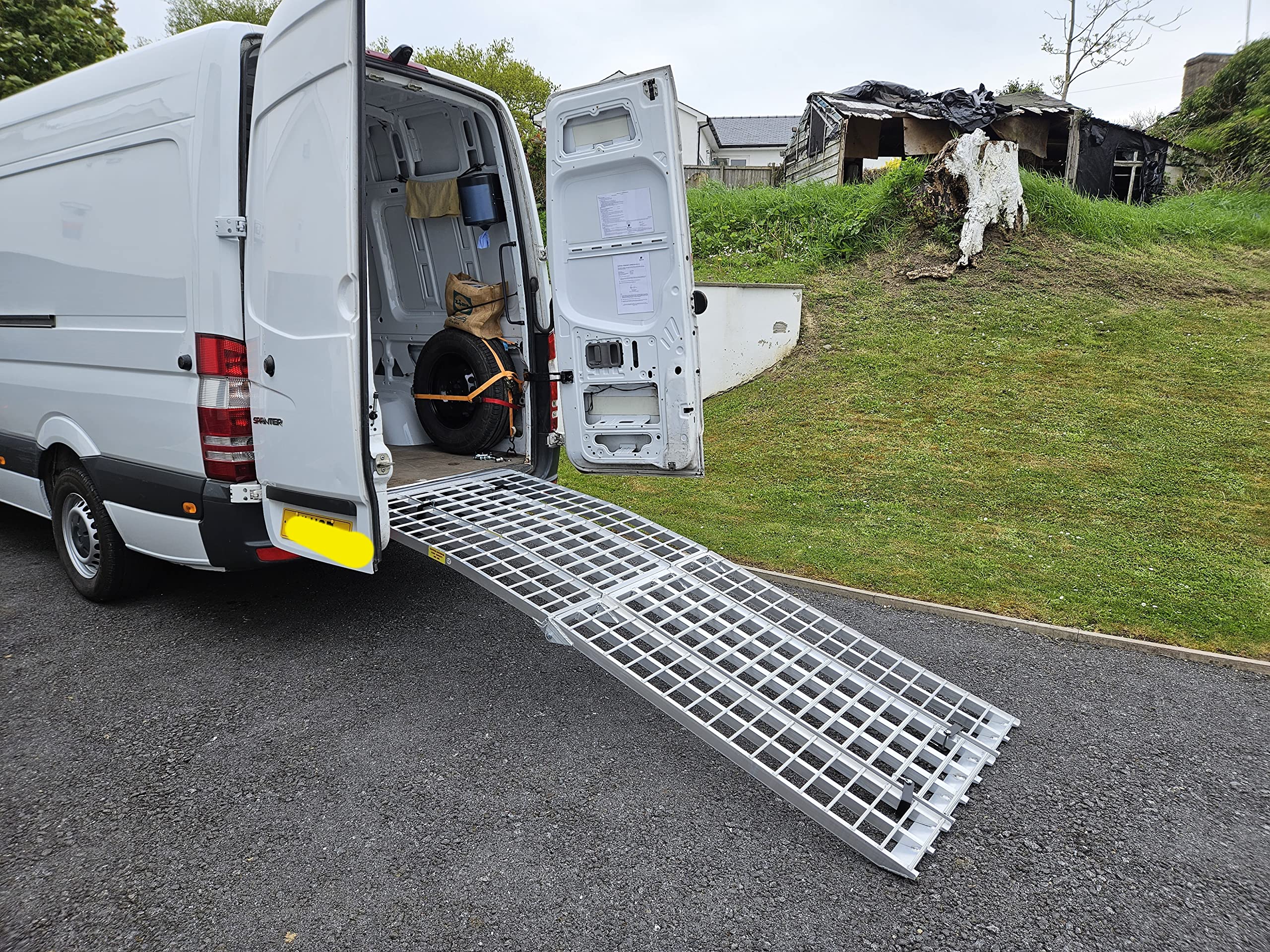 The Ramp People einzelne zusammenklappbare Auffahrrampe bis zu 680kg Trangkraft. Laderampe Anhänger, PKW, 2,75m lang, 44cm breit - Auffahrrampe Motorrad (Set)