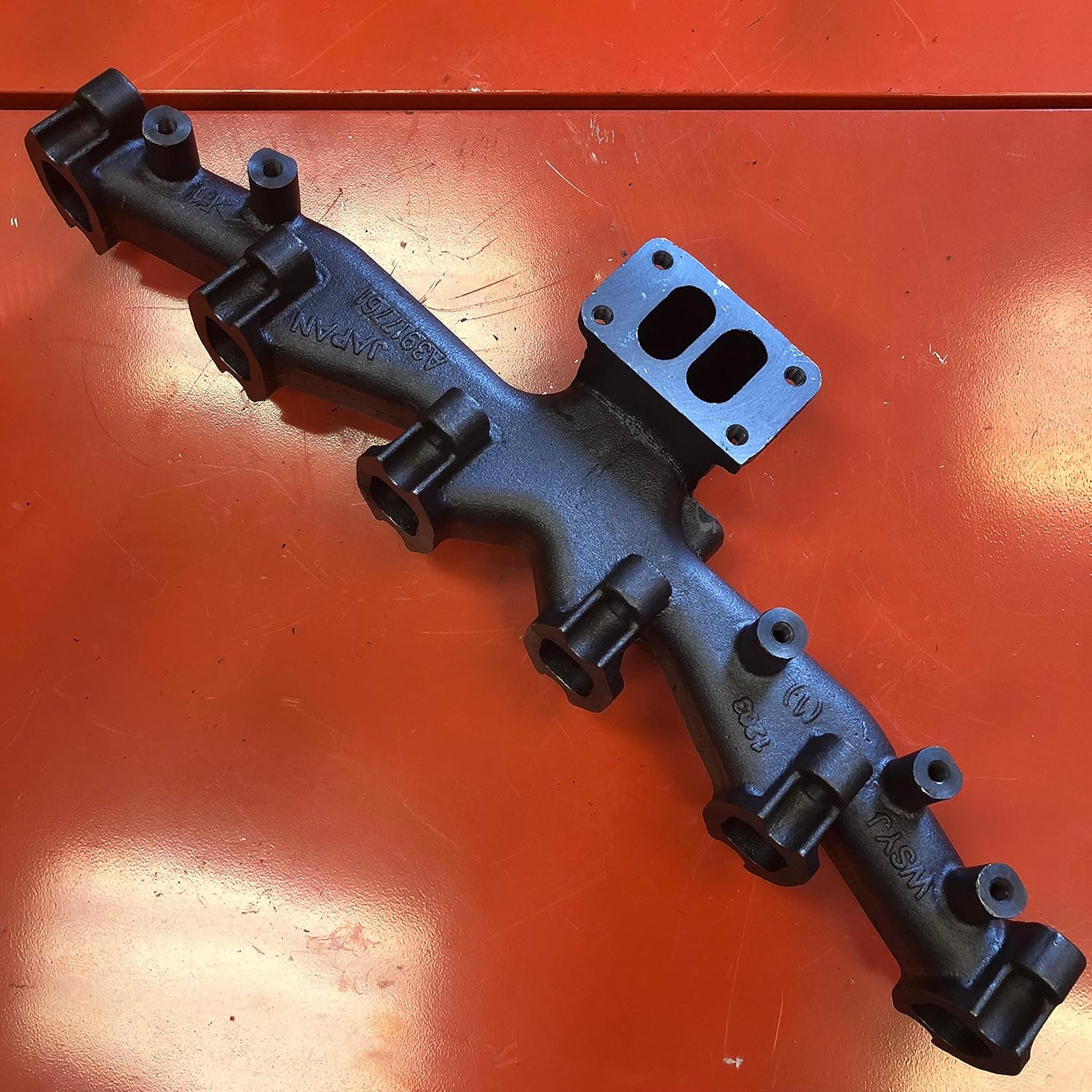 6735-11-5120 3917761 4945069 3917700 Exhaust Manifold FITS CUMMNIS 6B 6BT 6BTA 6BT5.9 Komatsu 6D102 Engine EM 3#