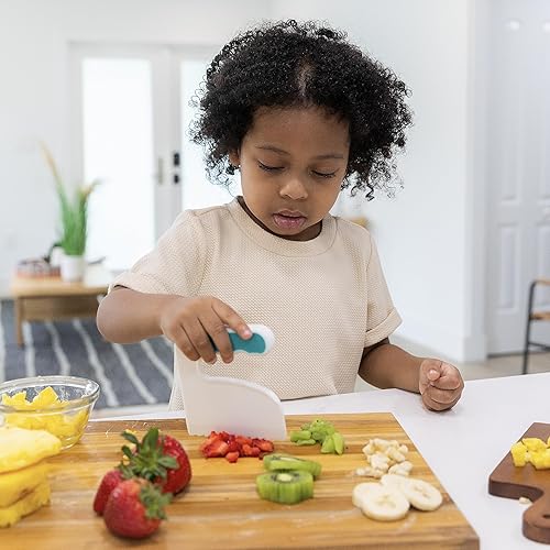 Miniatura 9 de TOVLA JR. Juego de regalo de corte para niños 3 cuchillos de cocina seguros para niños, tabla de cortar plegable y 2 picadores aptos para niños.
