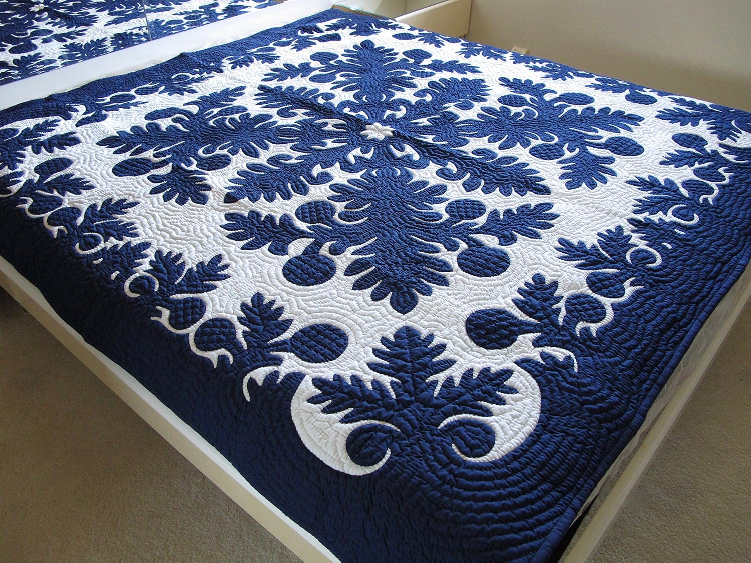 Hawaiian Quilt Full/Twin Bedspread, 100 Hand Quilted/100