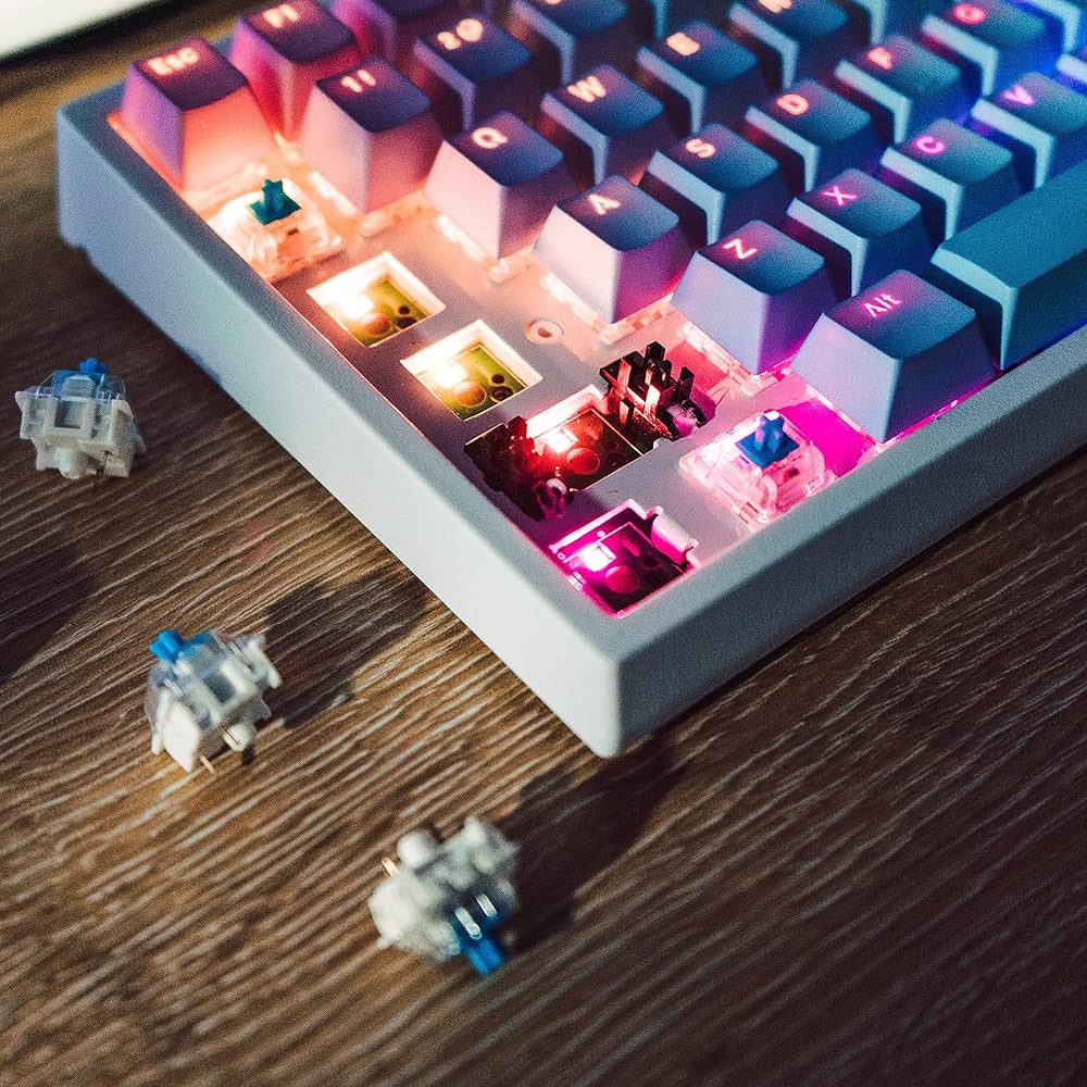 Amazon.in: Buy YUNZII Rainbow 84-Key Rgb Hot Swappable Mechanical