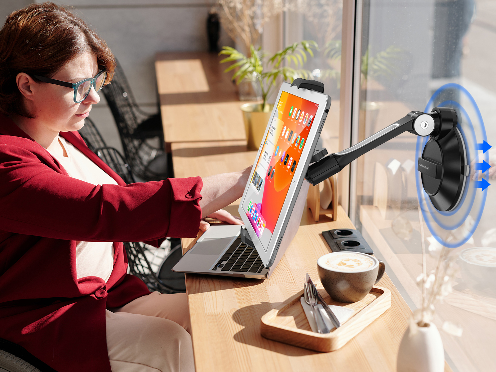 Hoco Telefoon/Tablet/iPad Houder Auto Dashboard/Raam met Zuignap | gsmpunt
