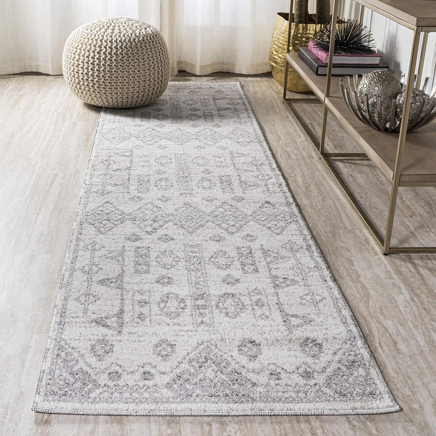 JONATHAN Y Idris Tribal Diamond Gray/Beige Runner Rug, 2x10, Geometric, Bohemian, Casual, Easy-Cleaning for Living Room, Bedroom, Kitchen, Pet Friendly, Non-Shedding (MOH304A-210)