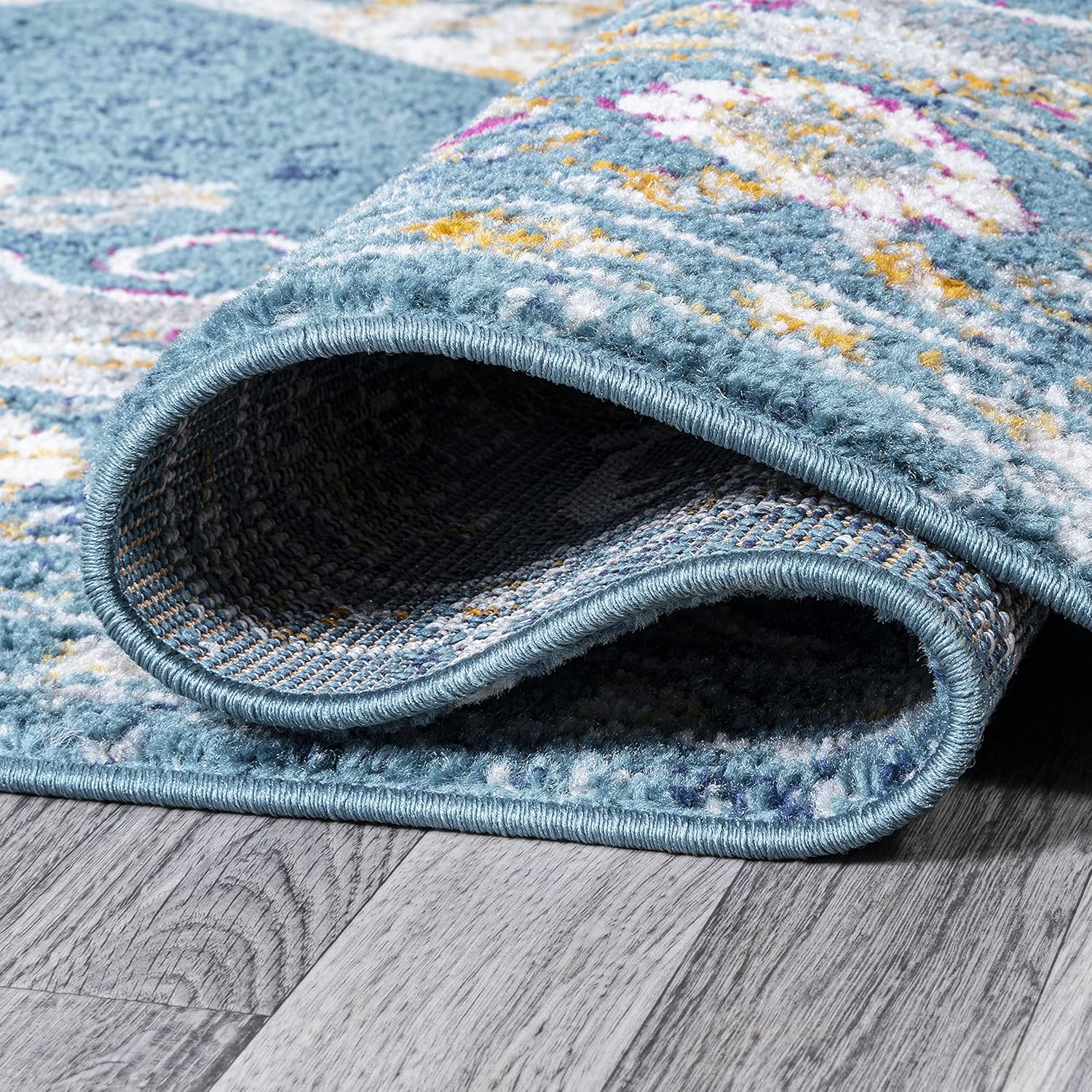 JONATHAN Y Zelda Bohemian Cottage Medallion Turquoise/Gray Indoor Area Rug, 4x6, Traditional, Vintage, Easy-Cleaning for Living Room, Bedroom, Kitchen, Pet Friendly, Non-Shedding (MDP213A-4)