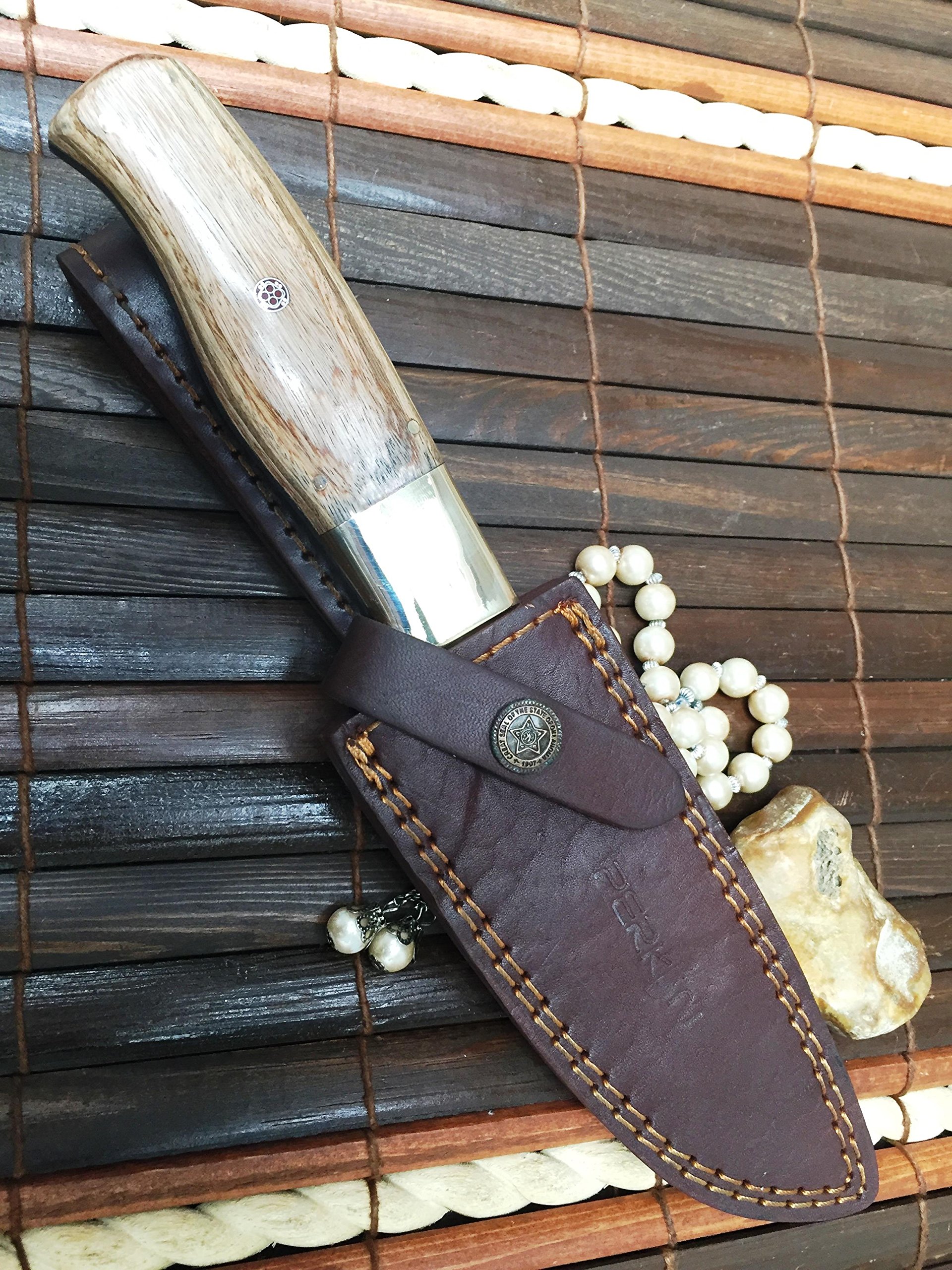 Coltello da caccia in acciaio Damasco con fodero