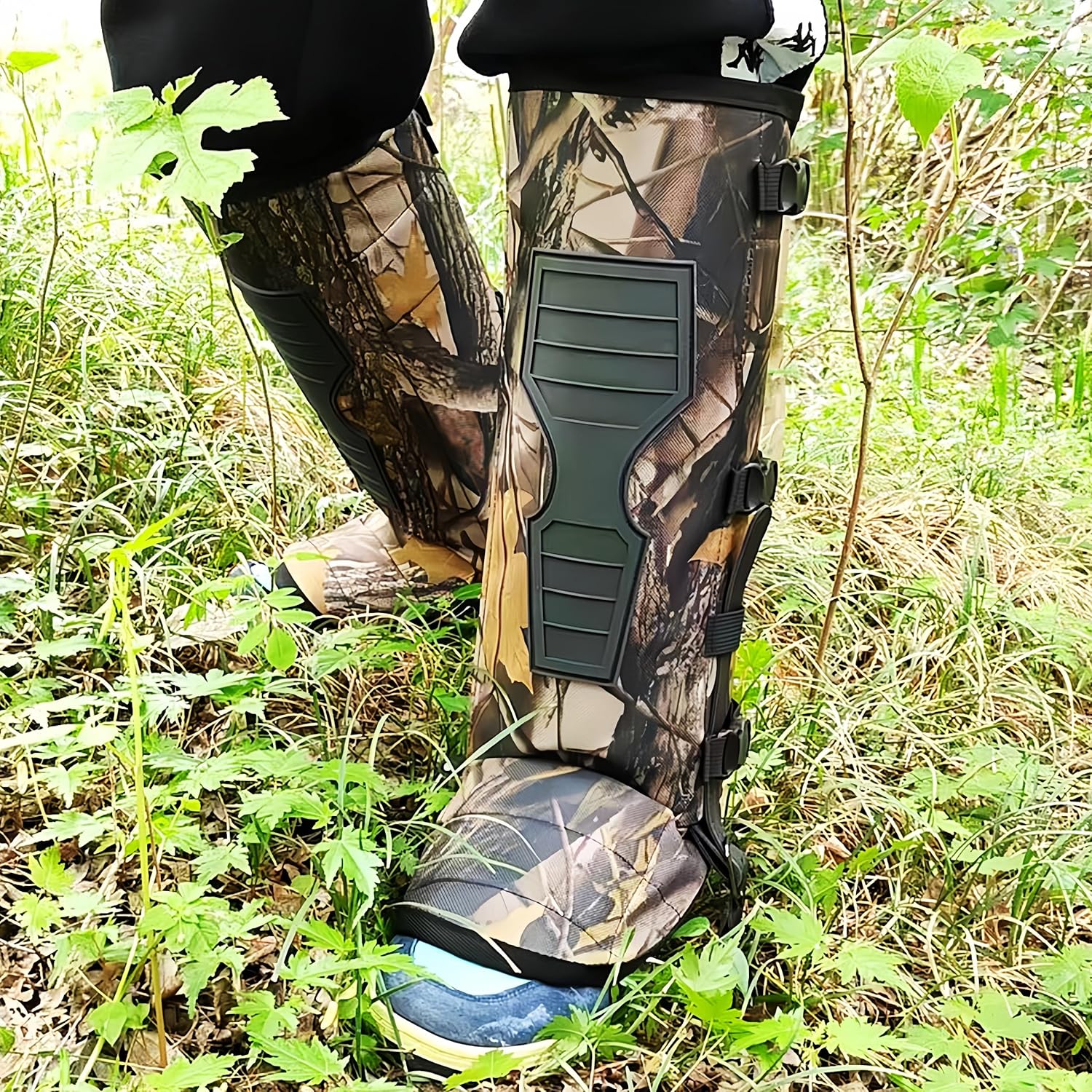Snake Gaiters Anti Bite Guards Lower Leg Armor Snake Bite Proof Puncture Protection Gear Leggings Fit for Men and Women for Hunting Hiking Outdoors