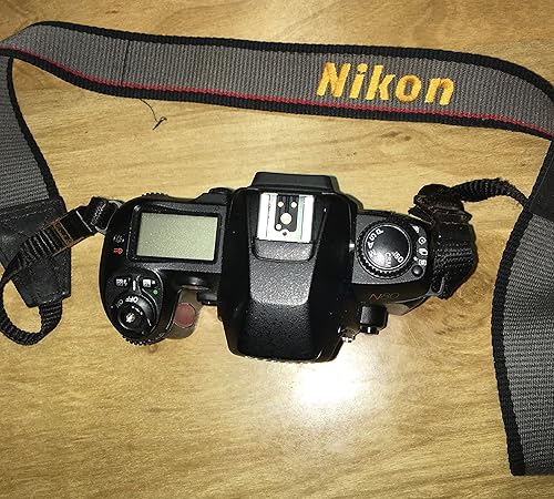 Miniatura 2 de Nikon Cámara de película SLR N80 de 1.378 in (solo cuerpo)