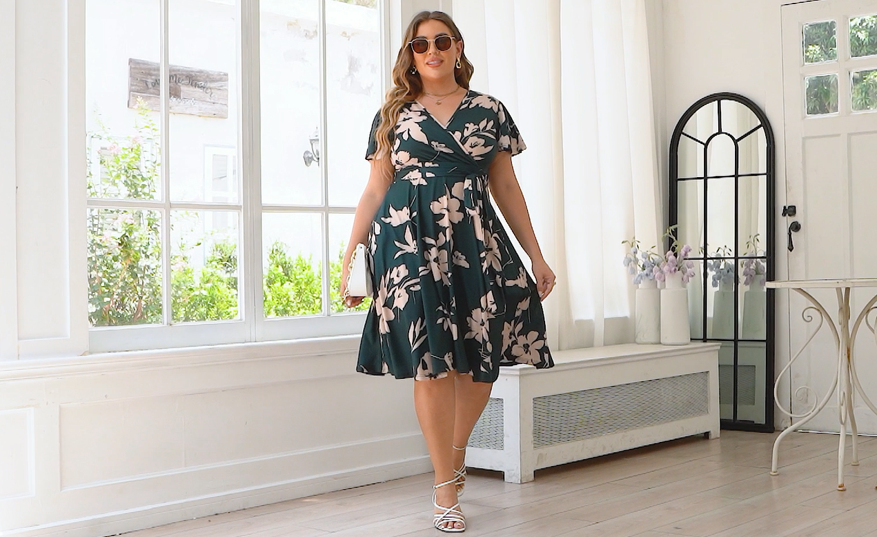 Nemidor Plus Size Dresses for Curvy Women Casual Summer V Neck Short Sleeve  Midi Cocktail Vintage Dress with Pocket(073,14,133+Dark Purple) at Amazon  Women's Clothing store