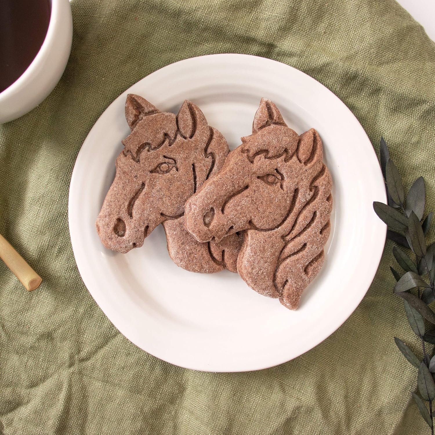 Set of 2 Horse Cookie Cutters - Horse Head & Running Designs, 2 Pieces - Bakerlogy