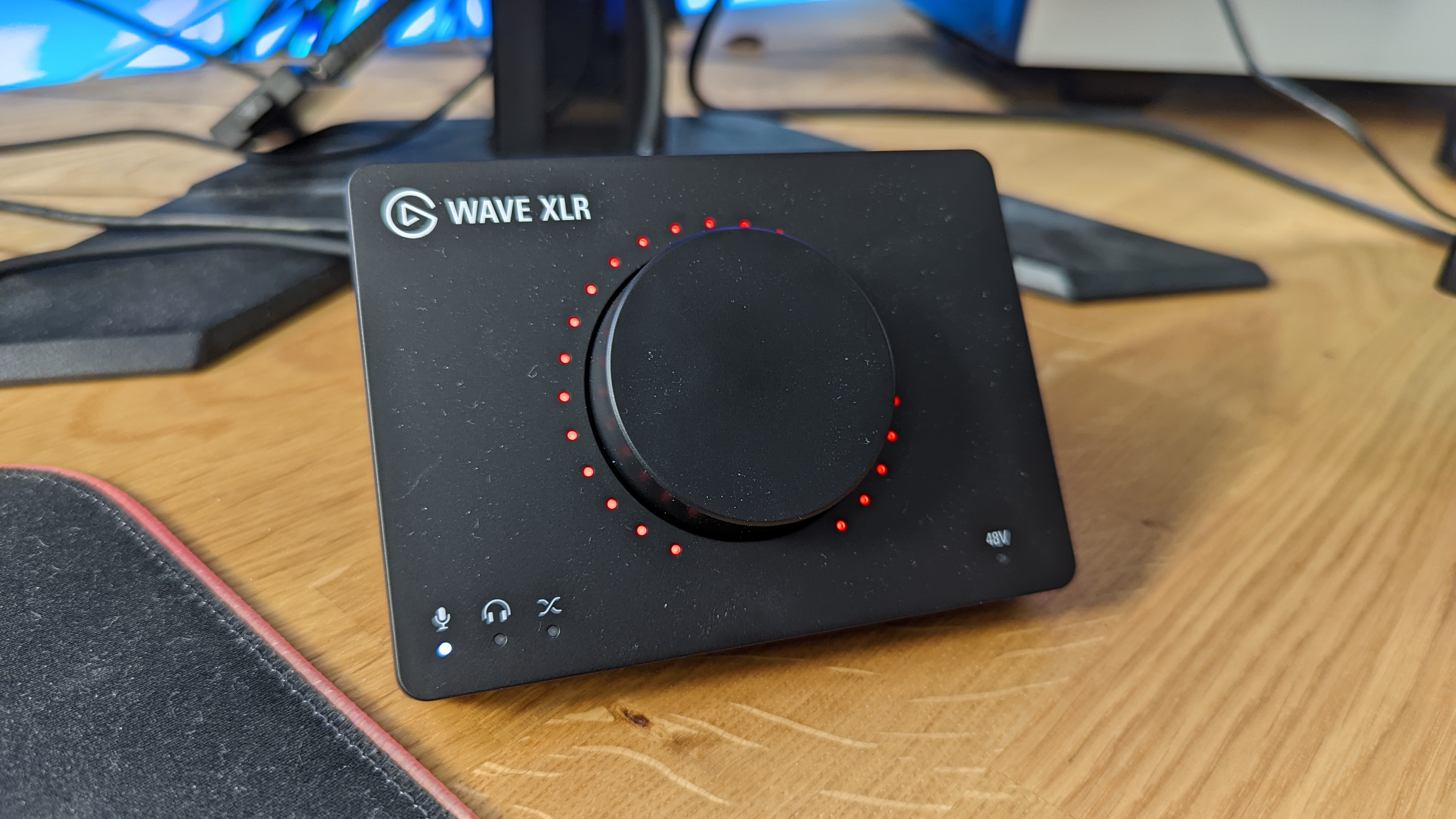 Watch HANDS-ON&colon; Elgato Wave XLR Software Demo on Amazon Live