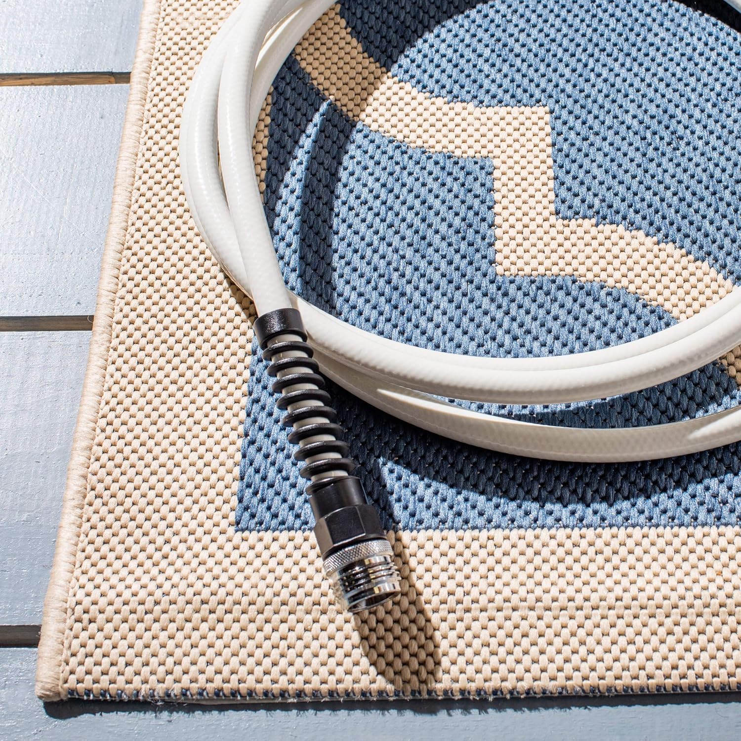 SAFAVIEH Washable Rug Outdoor Courtyard Collection - 2'3" x 6'7" Runner, Blue & Beige, Non-Shedding & Easy Cleaning, Ideal for Patio, Entryway, Mudroom, Hallway, Kitchen (CY6914-243)