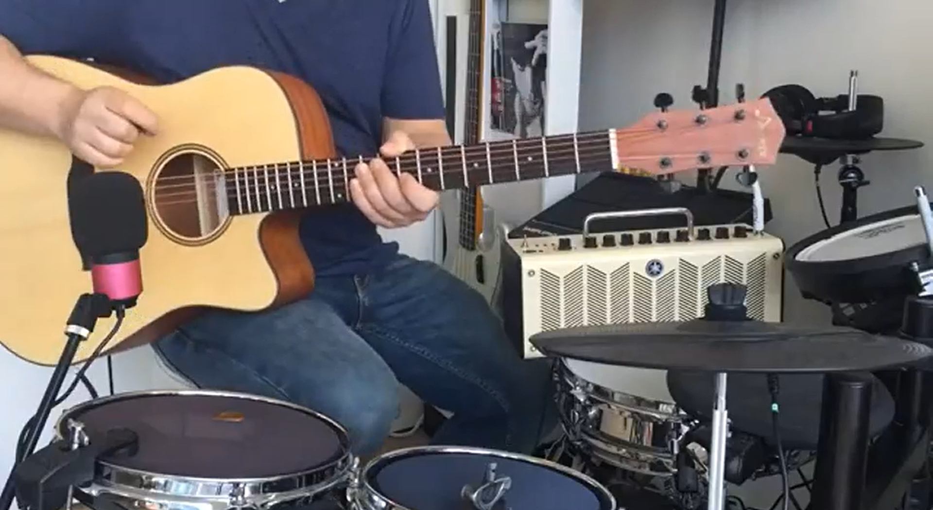 Watch Donner DAG-1CE Electric Acoustic Guitar Cutaway on Amazon Live