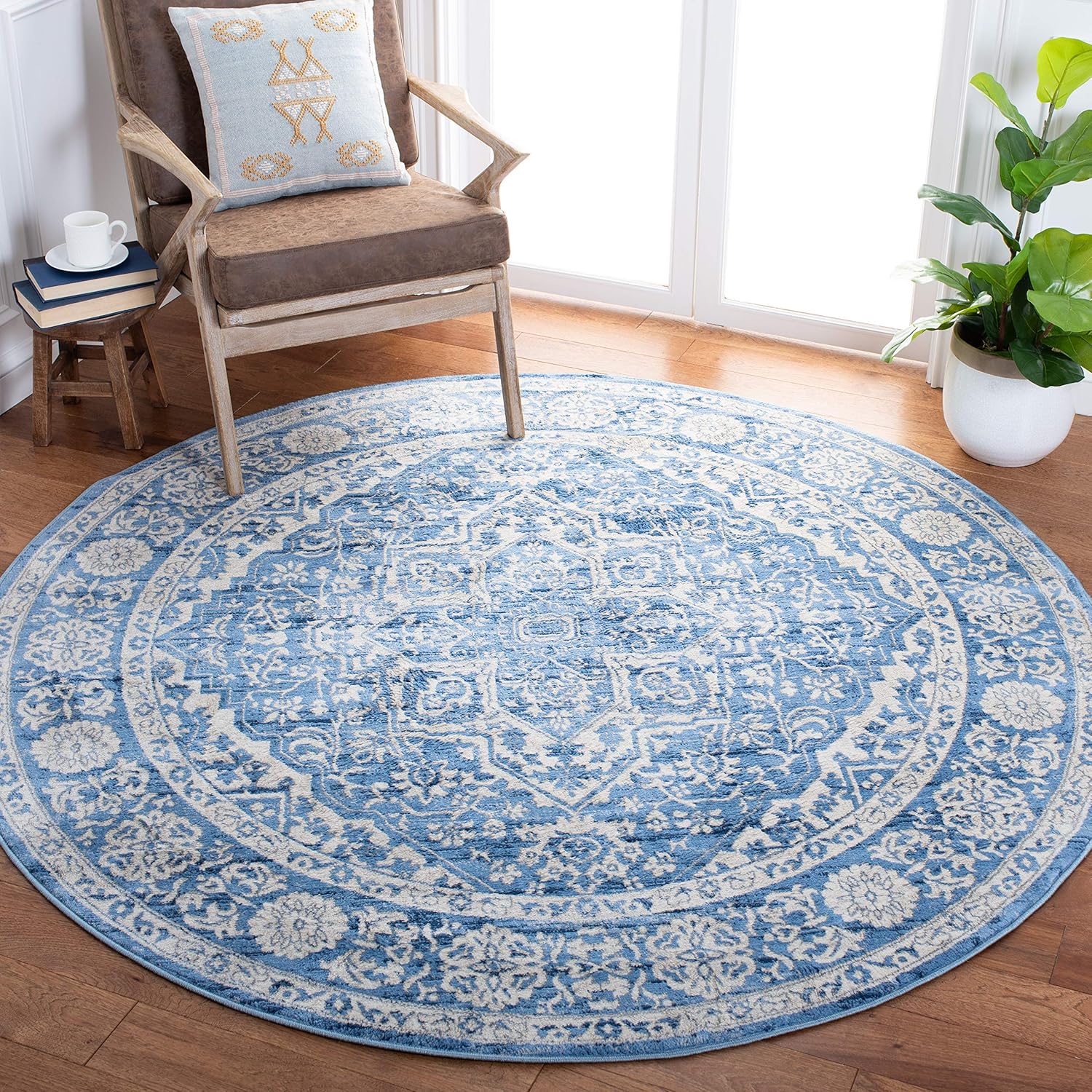 SAFAVIEH Brentwood Collection 3' Round Ivory/Navy BNT832A Medallion Distressed Non-Shedding Living Room Bedroom Area Rug