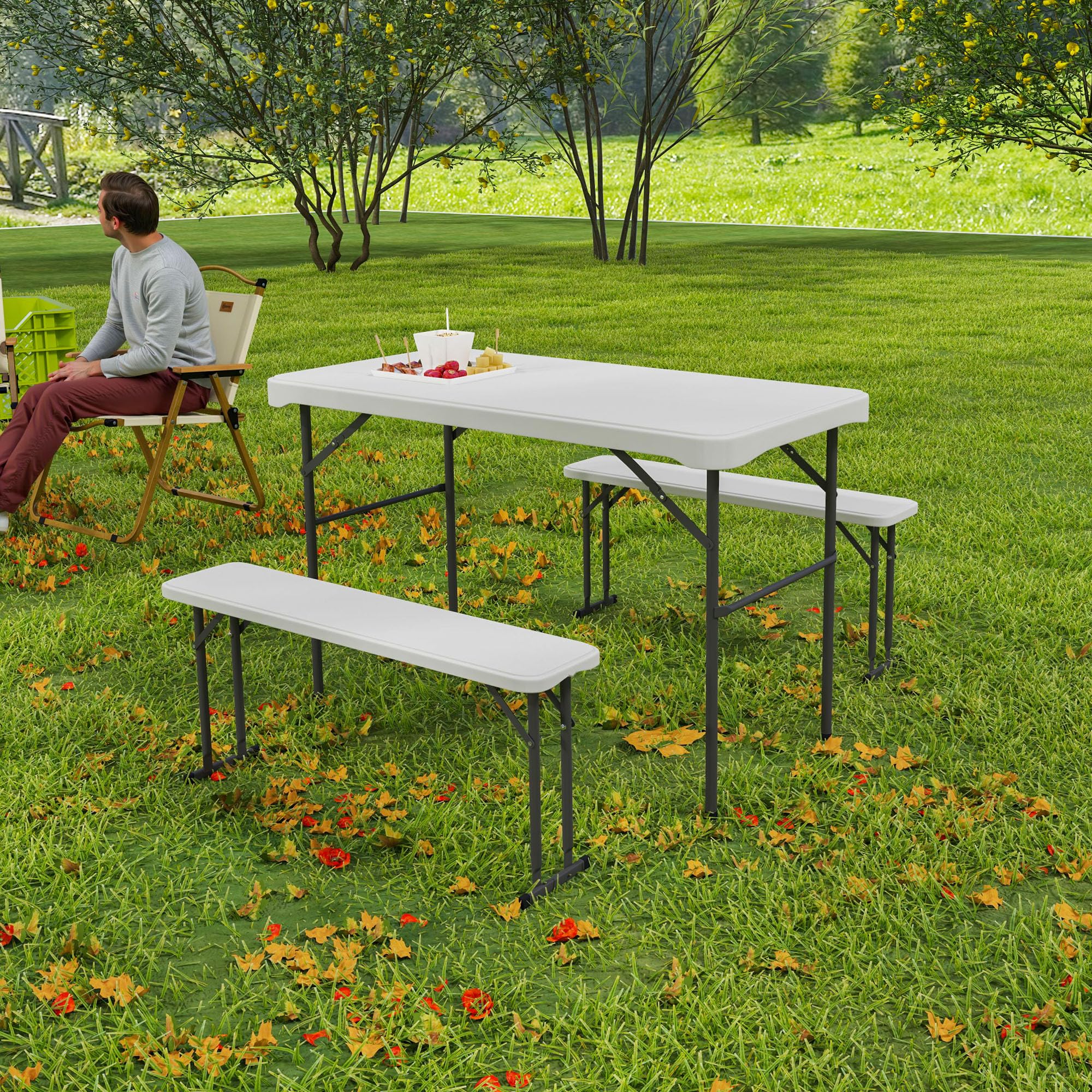 Outsunny Set tavolo pieghevole e panche da picnic 113 cm, tavolo da campeggio pieghevole con sedie portatili con maniglie per il trasporto, pieghevole, grigio chiaro