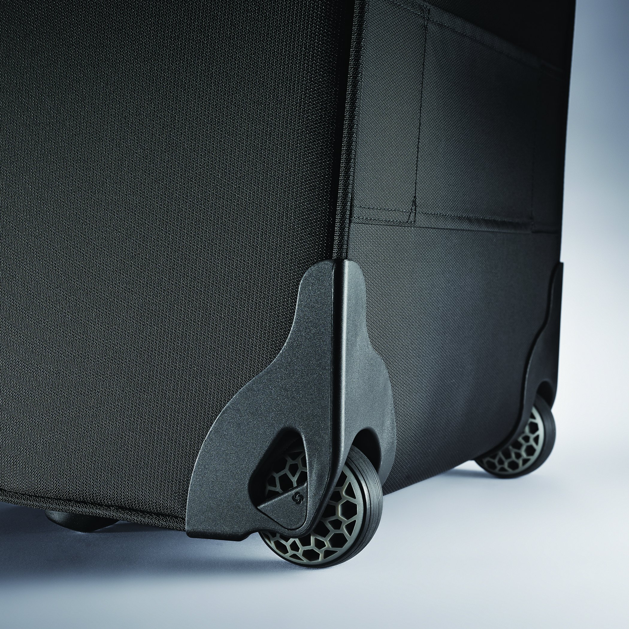 Samsonite Mightlight Softside Luggage With Spinner Wheels Black