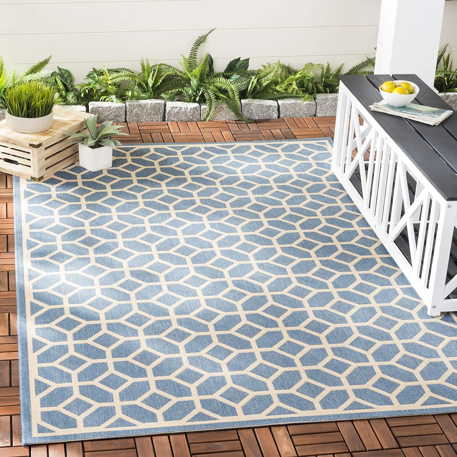SAFAVIEH Washable Rug Outdoor Beach House Collection - 9' x 12', Blue & Cream, Non-Shedding & Easy to Clean, Ideal for Patio, Backyard, Mudroom (BHS127M)