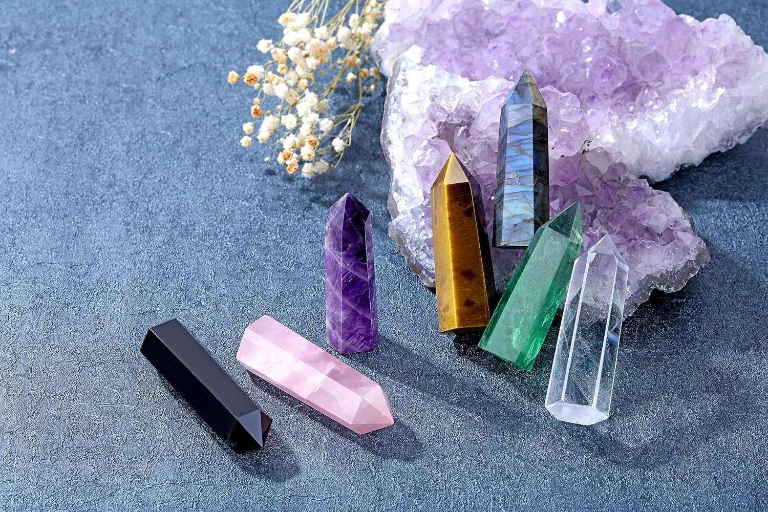 Top Plaza 7 Pcs Healing Crystal Wands with Gift Box 2.2" Amethyst Rose Quartz Clear Quartz Tiger Eye Obsidian Fluorite Labradorite Point Set Natural Reiki Chakra Stones Decor for Home Desk Office