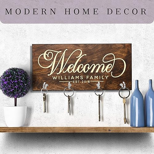 Vista 22 de Be Burgundy Llavero personalizado para pared, hogar, regalos de inauguración de la casa para parejas, estante de madera rústica personalizado