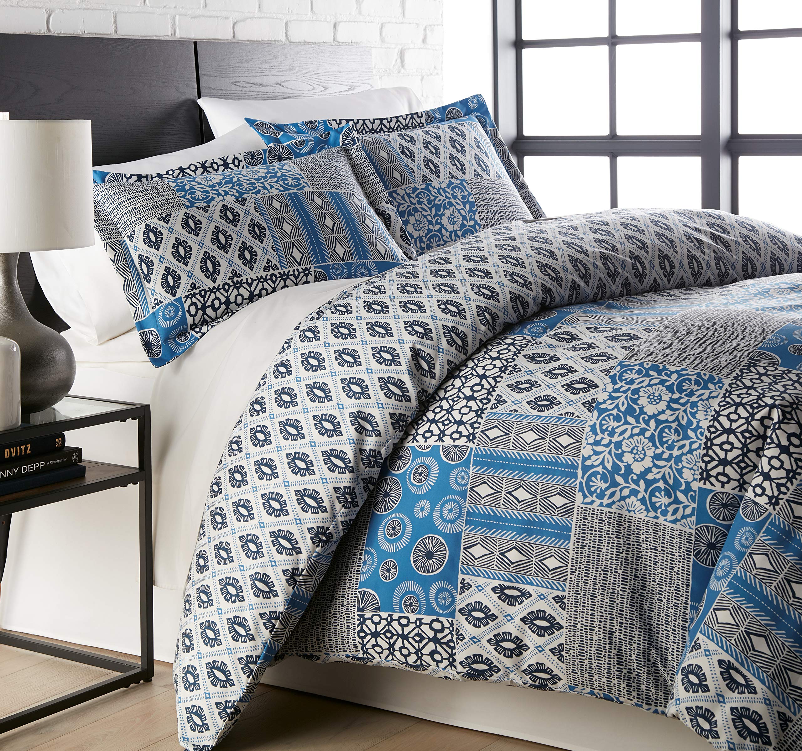 Southshore Fine Living, Inc.Reversible Patchwork Duvet Cover Set King Size, Hotel Quality King/Cal King Bedding Set, Easy Care King Comforter Cover Set w/2 Pillow Shams - Global Patchwork BlueOEKO-TEX STANDARD 100