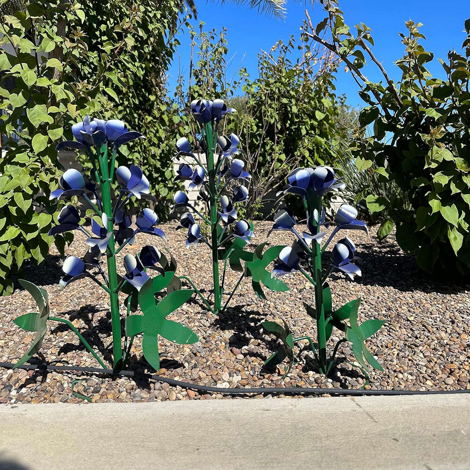 Handmade Metal Bluebonnets Yard Art – Garden Decor, Texas State Flower, Outdoor/Indoor Decoration (Purple (23 inches))