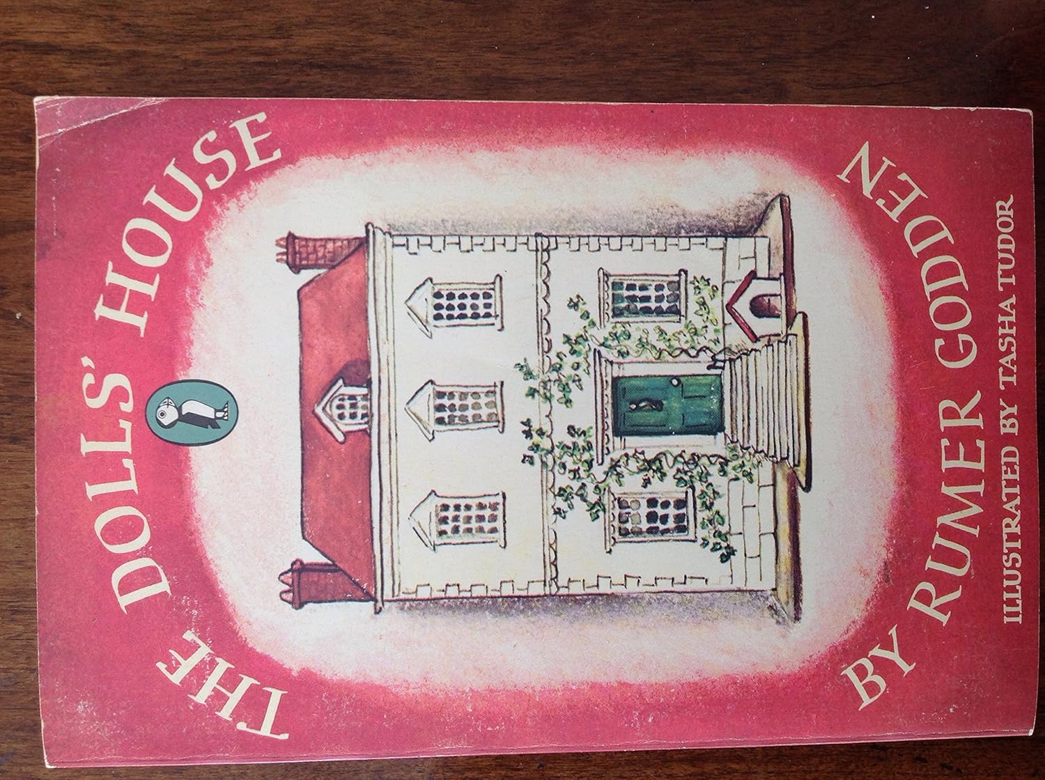 Amazon The Doll's House Godden, Rumer Siblings