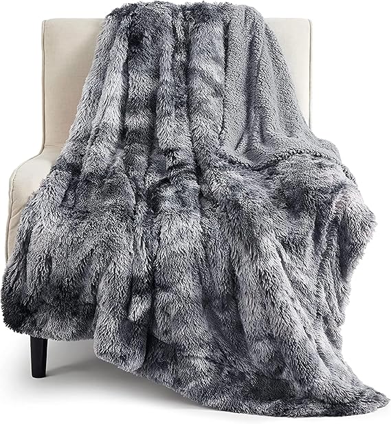 Bedsure GentleSoft Fluffy Fuzzy Faux Fur Throw Blanket