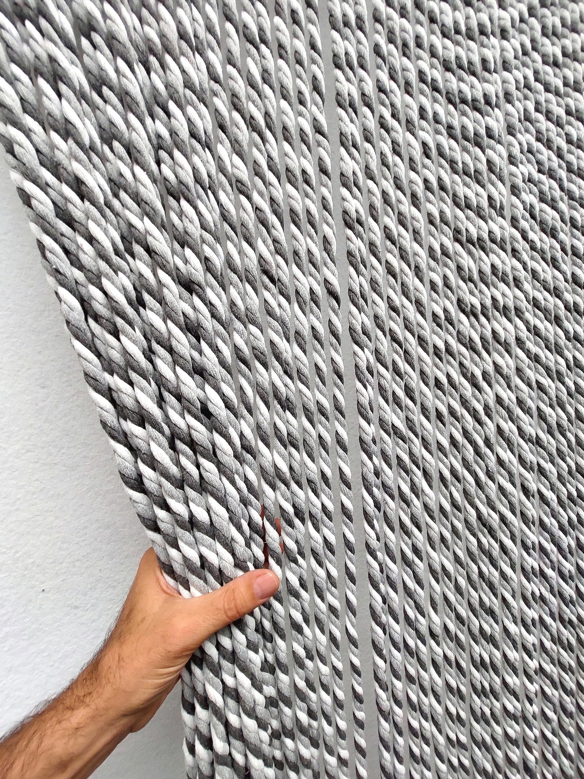 MadeinNature Tenda per Porta Naturale in Corda di Cotone Intrecciata di Alta Qualità per Interno ed Esterno, Larghezza 90 cm x Lunghezza 200 cm, Diversi Modelli (Grigio Chiaro, Grigio Scuro, Bianco