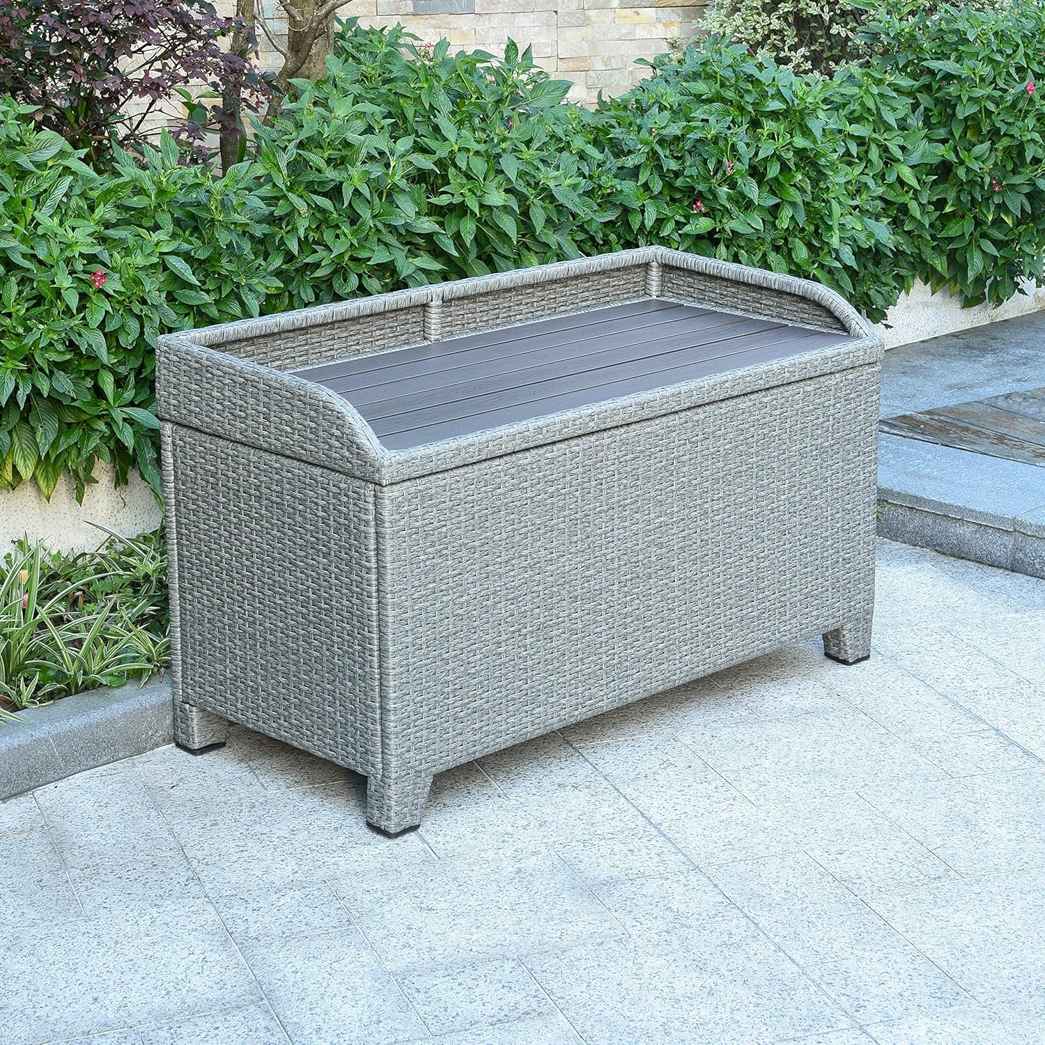 International Caravan Barcelona Resin Wicker/Aluminum