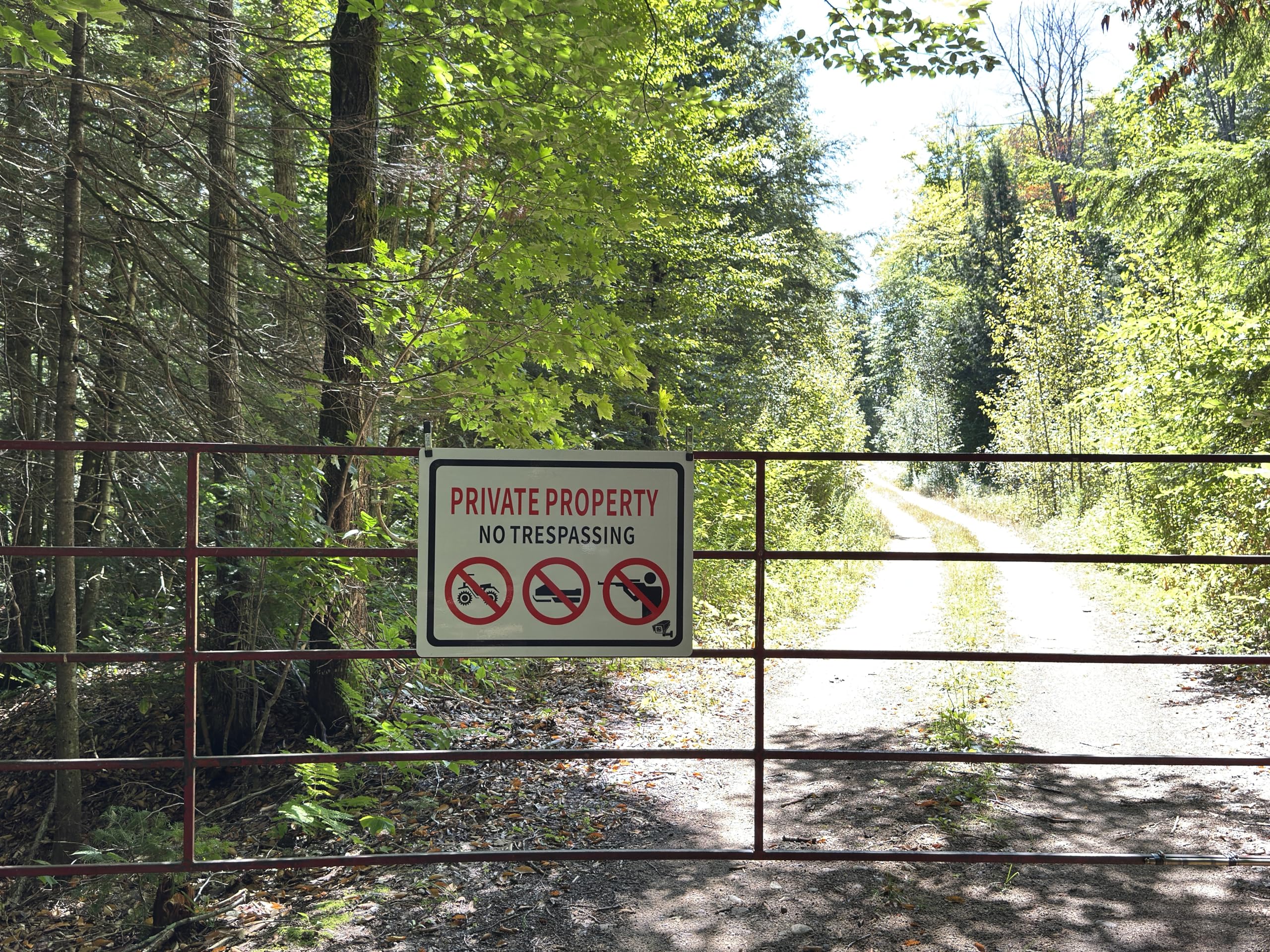 Panneau « No Trespassing » – Propriété privée – 61 x 81 cm en aluminium robuste, panneau de sécurité réfléchissant et résistant aux intempéries pour l'extérieur