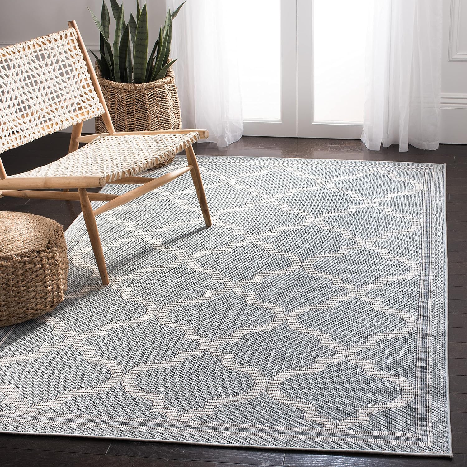 Martha Stewart x SAFAVIEH Outdoor Area Rug Collection - 5'3" x 7'7", Aqua & Cream, Weather Resistant & Washable, Ideal for Patio, Backyard, Mudroom, Deck, Dining Space (MSRO336J)