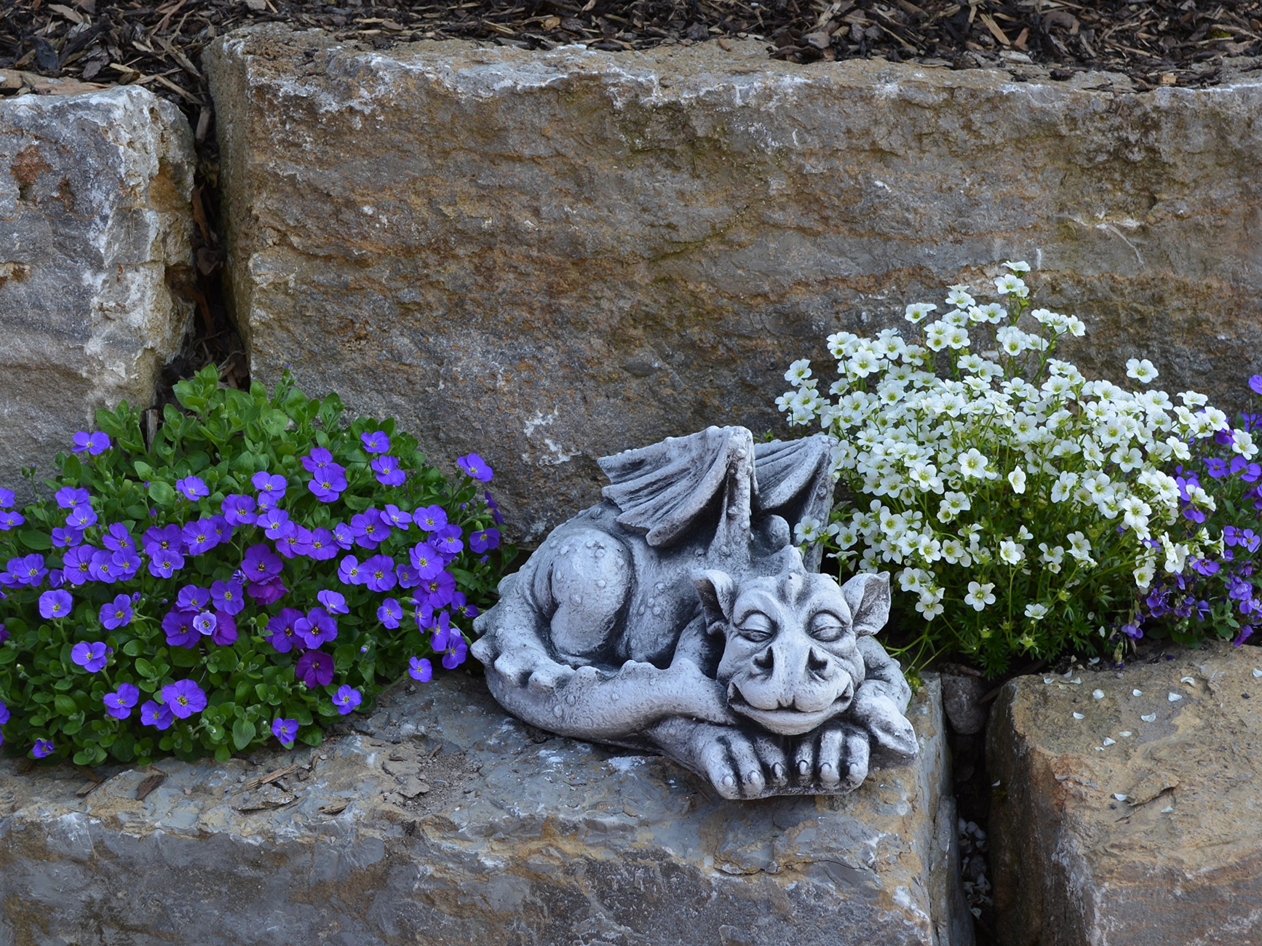 gartendekoparadies.de Schlafender Drache Steinfigur aus Steinguss, Grau, Frostsicher für Außenbereich, H. 17 cm, 7 kg