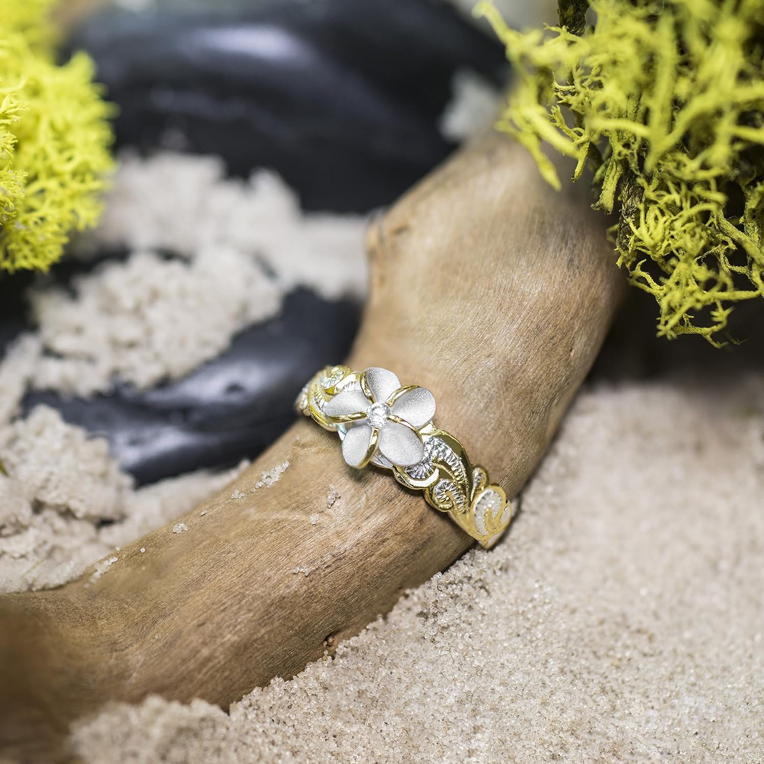 Honolulu Jewelry Company Sterling Silver Two Tone Plumeria Flower Nature Hawaiian Scroll CZ Toe Ring with 14K Yellow Gold Plated Trim