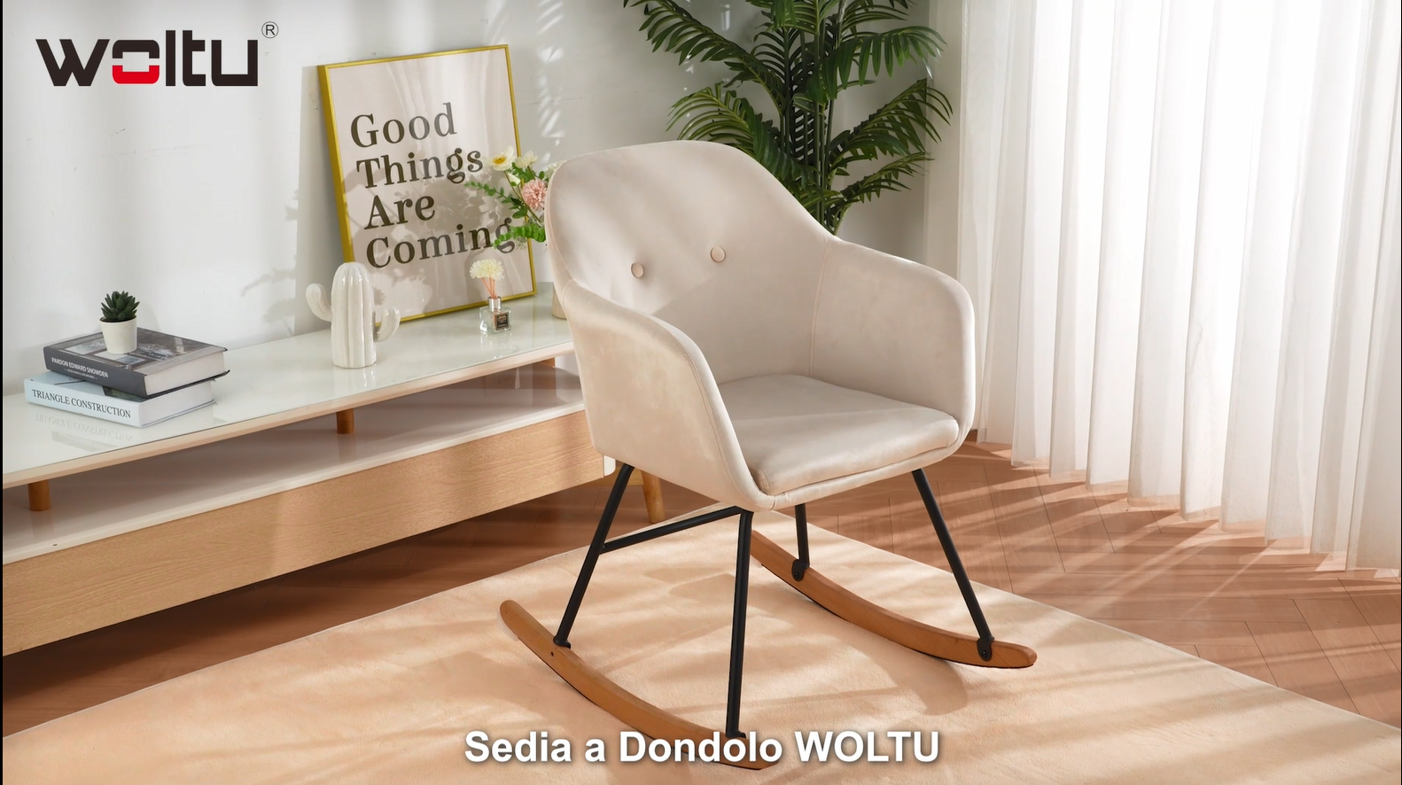 Arredo Poltrone con braccioli schienale alto