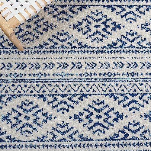 Miniatura 8 de SAFAVIEH Tapete de la colección Tulum de 5 pies 3 pulgadas x 7 pies 6 pulgadas, color marfil y azul marino, diseño tribal bohemio marroquí, no