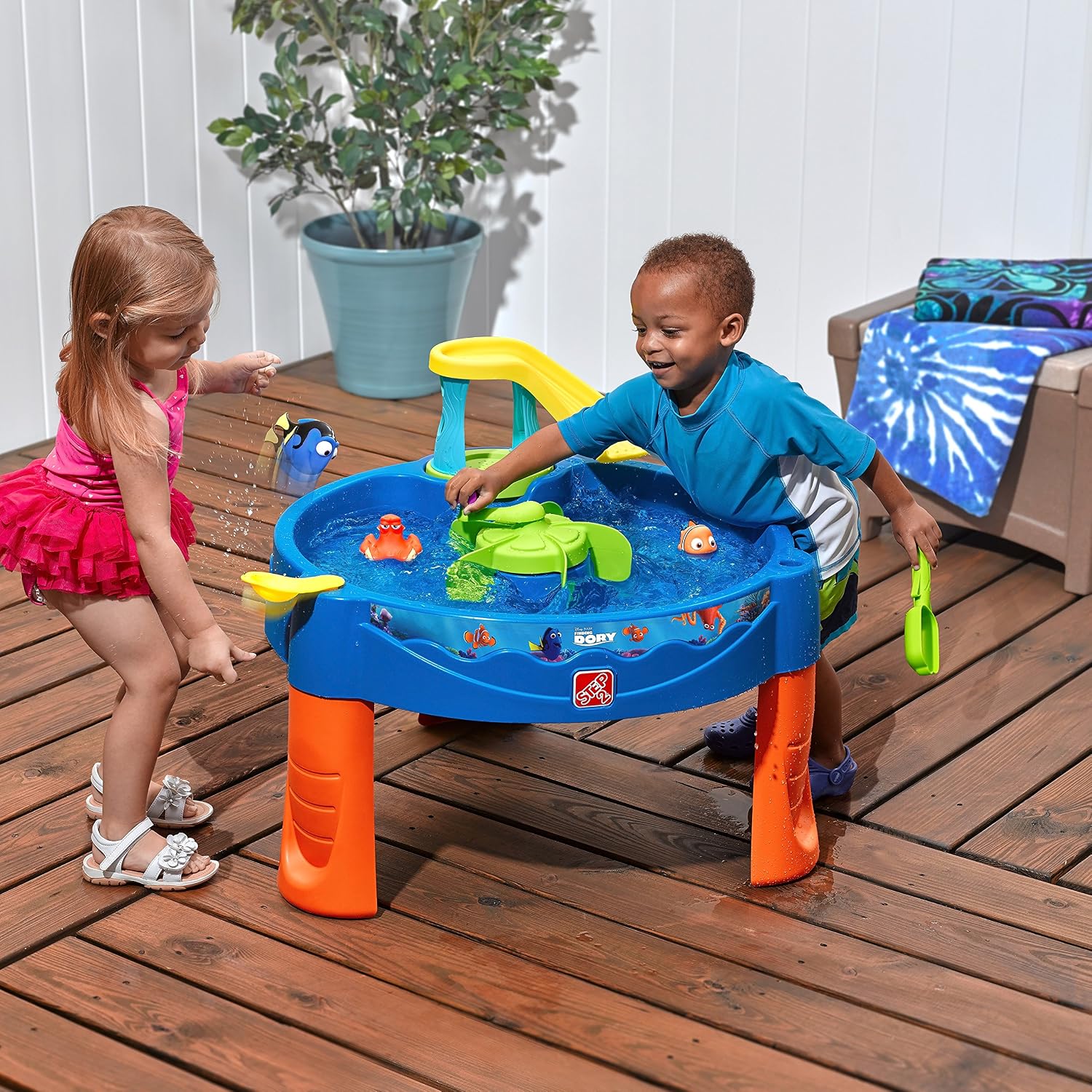 Step2 Finding Dory Swim & Swirl Water Table