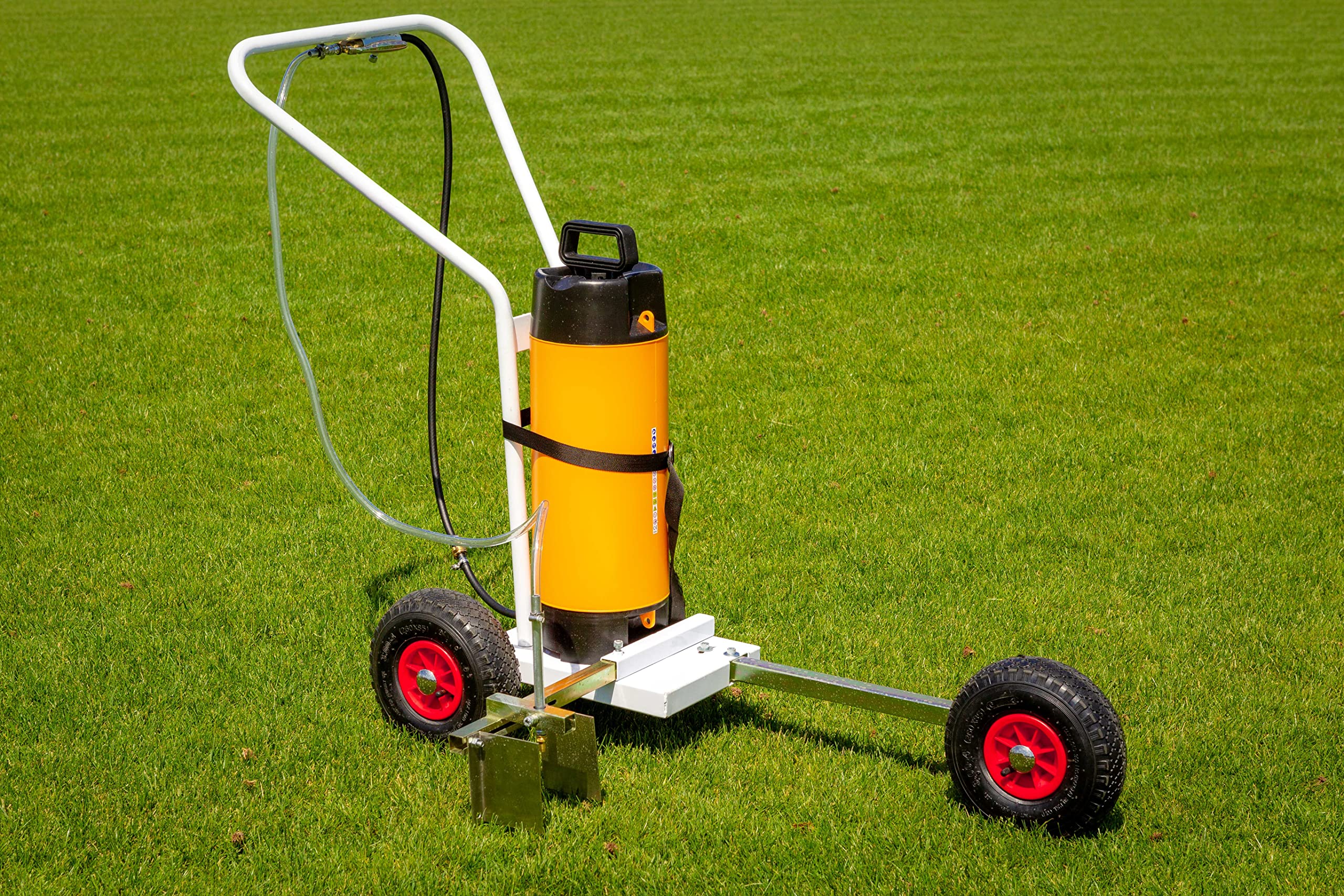 POWERSHOT Traccialinee per irrorazione campi Sportivi