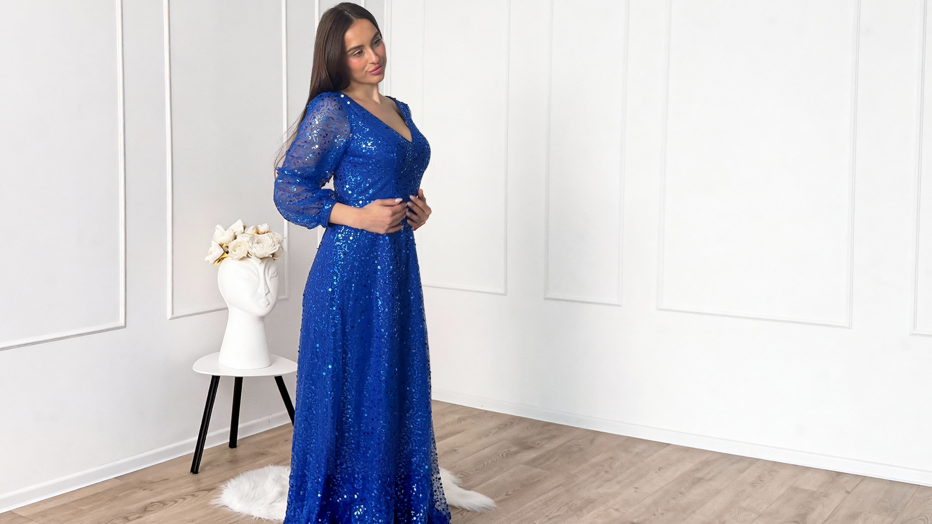 Amazon.com: Ever-Pretty Women's Elegant Formal Evening Dresses V Neck  A-Line Floor Length Long Sleeves Sparkly Sequin Holiday Party Dress Black  US4 : Clothing, Shoes & Jewelry