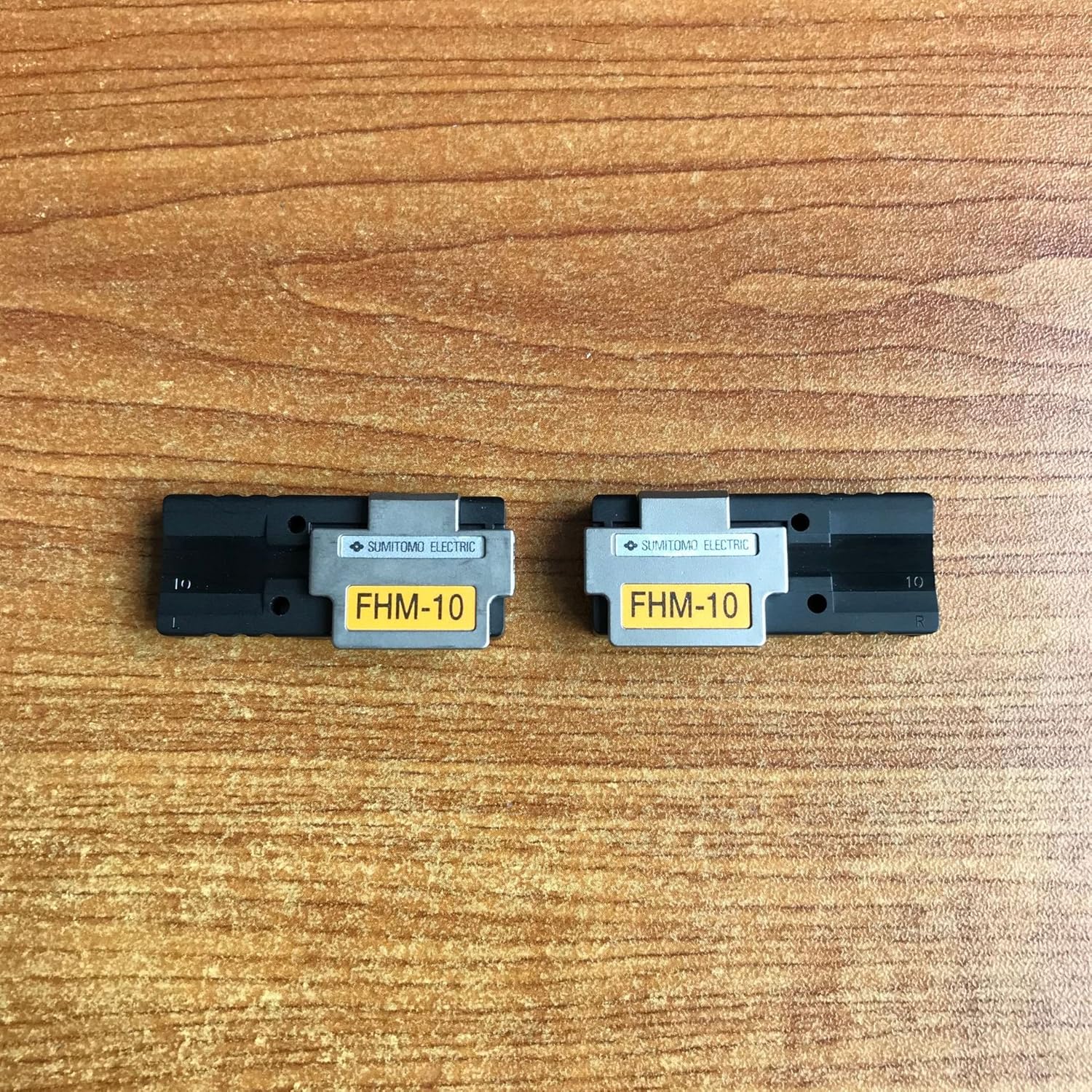 Sumitomo Ribbon Mass Fusion Splicer 10 Core Fiber Holder Sheath Clamp Chucking Fixture FHM-10 for Type-66M12