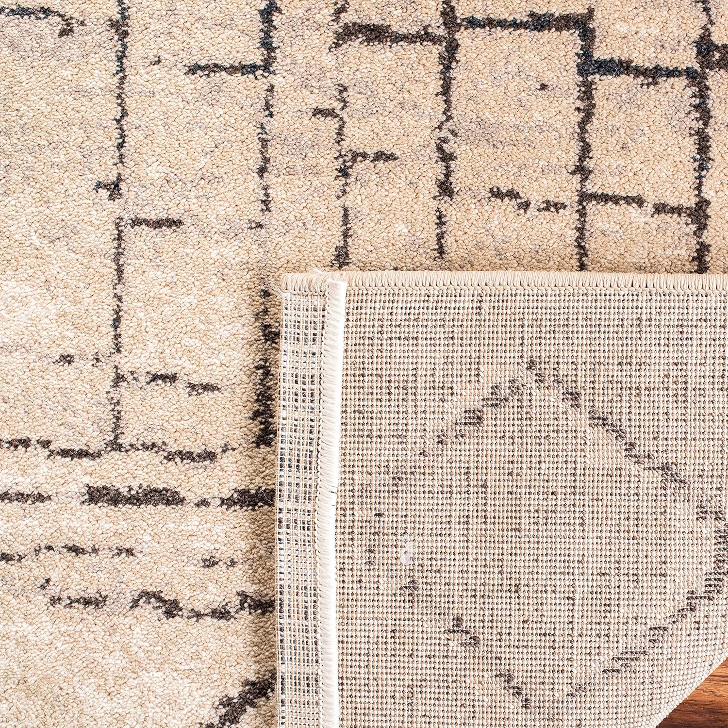 SAFAVIEH Tunisia Collection Accent Rug - 3' x 5', Beige, Moroccan Tribal Design, Non-Shedding & Easy Care, Ideal for High Traffic Areas in Entryway, Living Room, Bedroom (TUN1711-BEG)