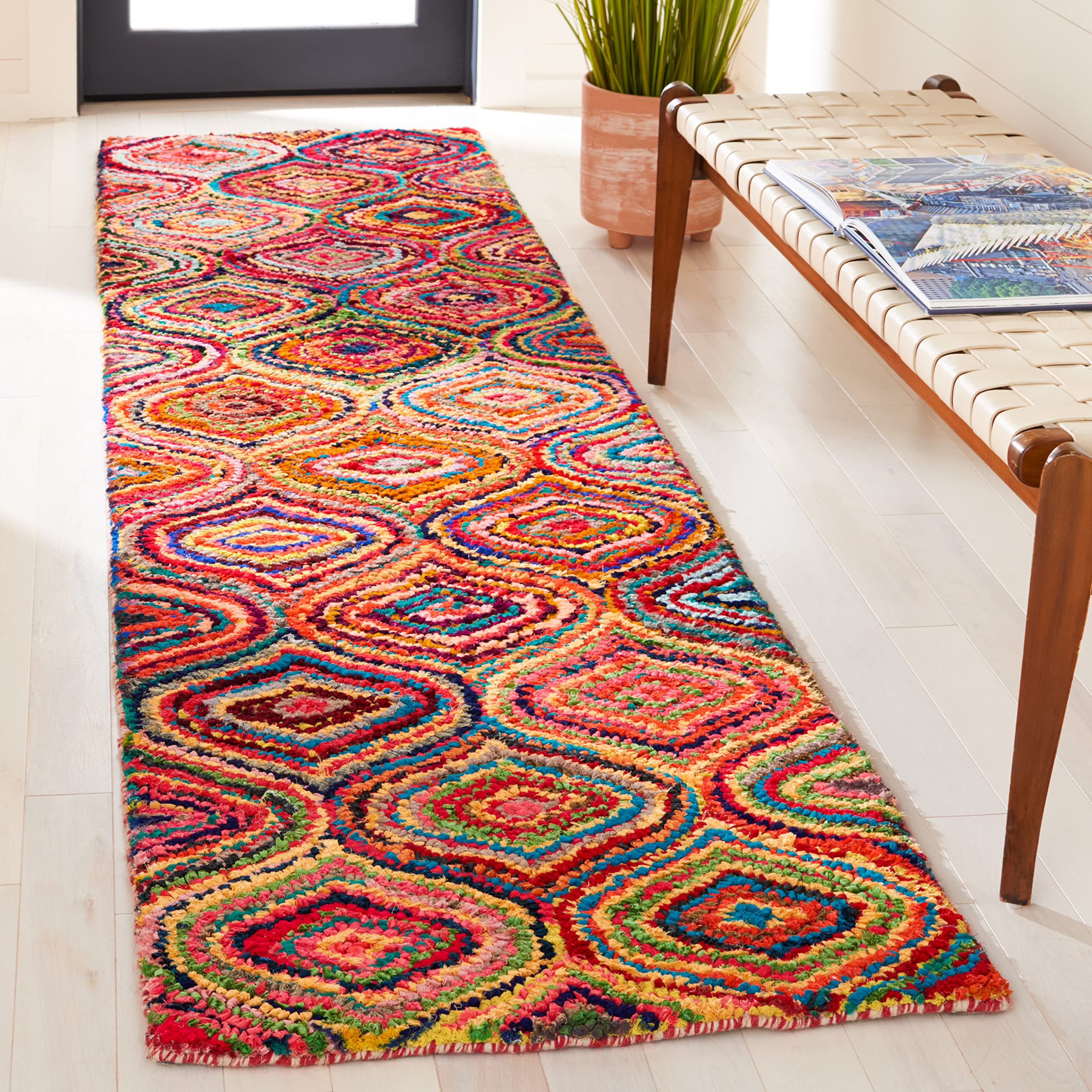 SAFAVIEH Nantucket Collection Runner Rug - 2'3