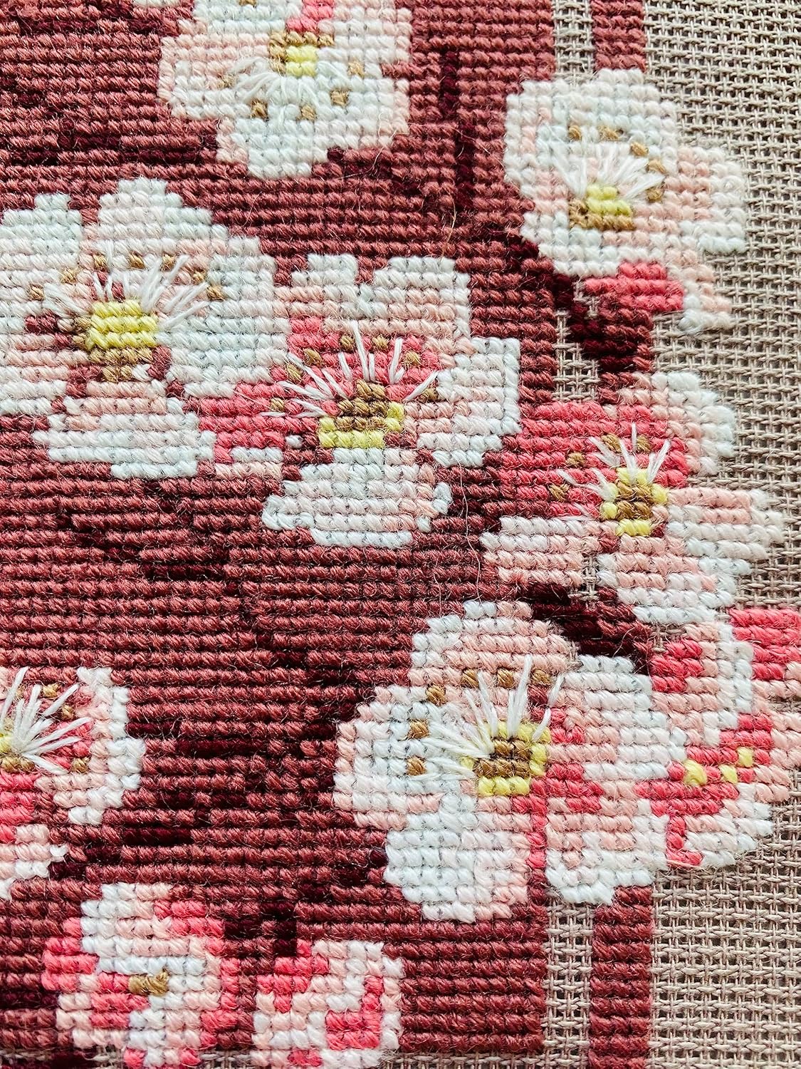 RIOLIS - Spring 812, Floral Cross Stitch Kits 7,87" x7,87, Cross Stitch Kits for Beginners & Advanced, Cross Stitch for Adults, Counted Stitching Kits, Flowers Embroidery Kit